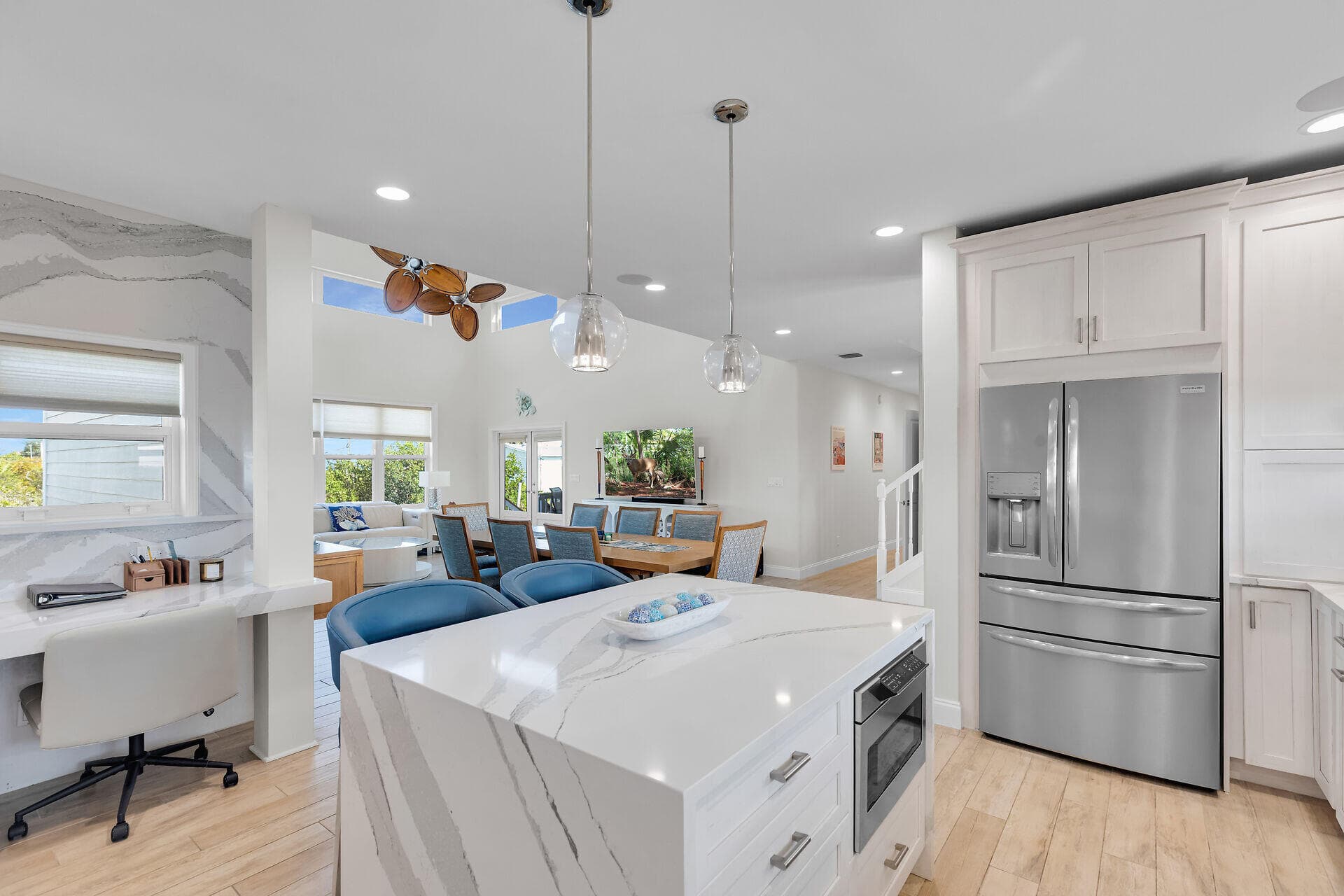 333 Indies Road photo 21