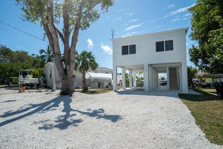 1119 Calder Road photo 1