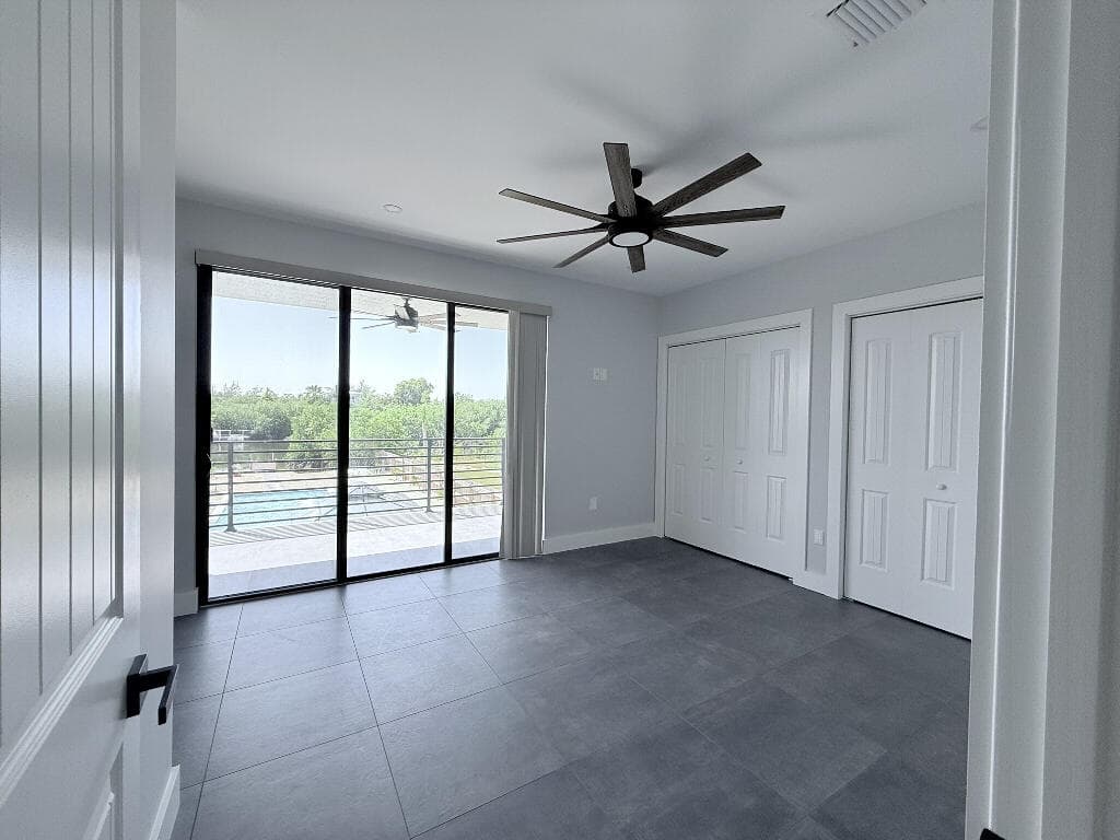764 Michael Drive photo 6