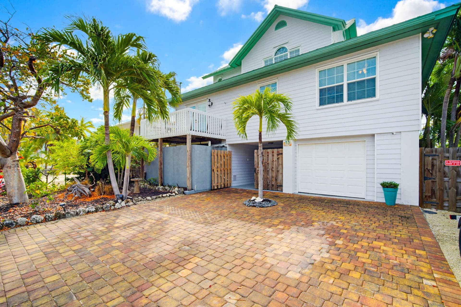 28560 Doubloon Road photo 5
