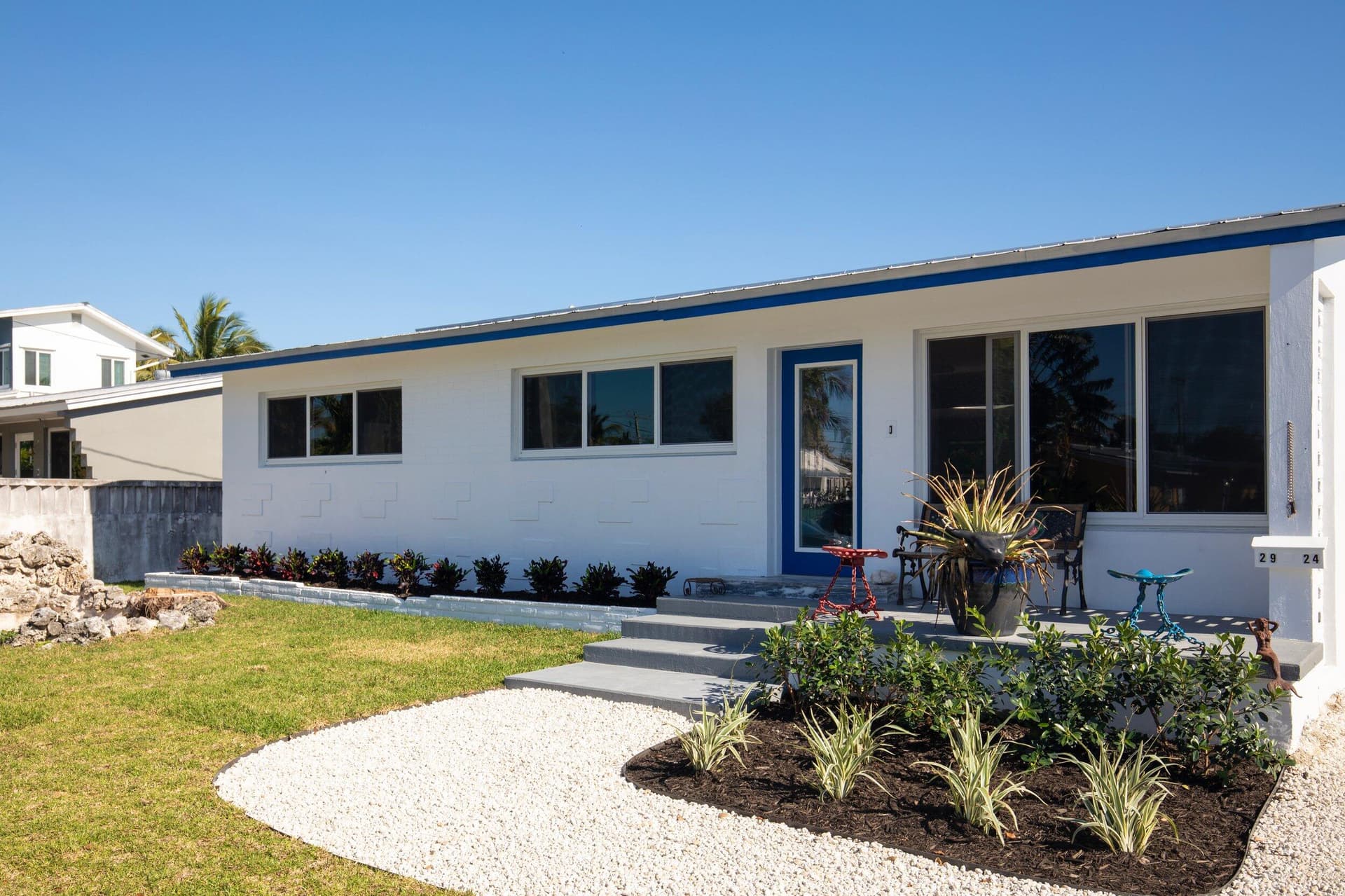 2924 Riviera Drive photo 10