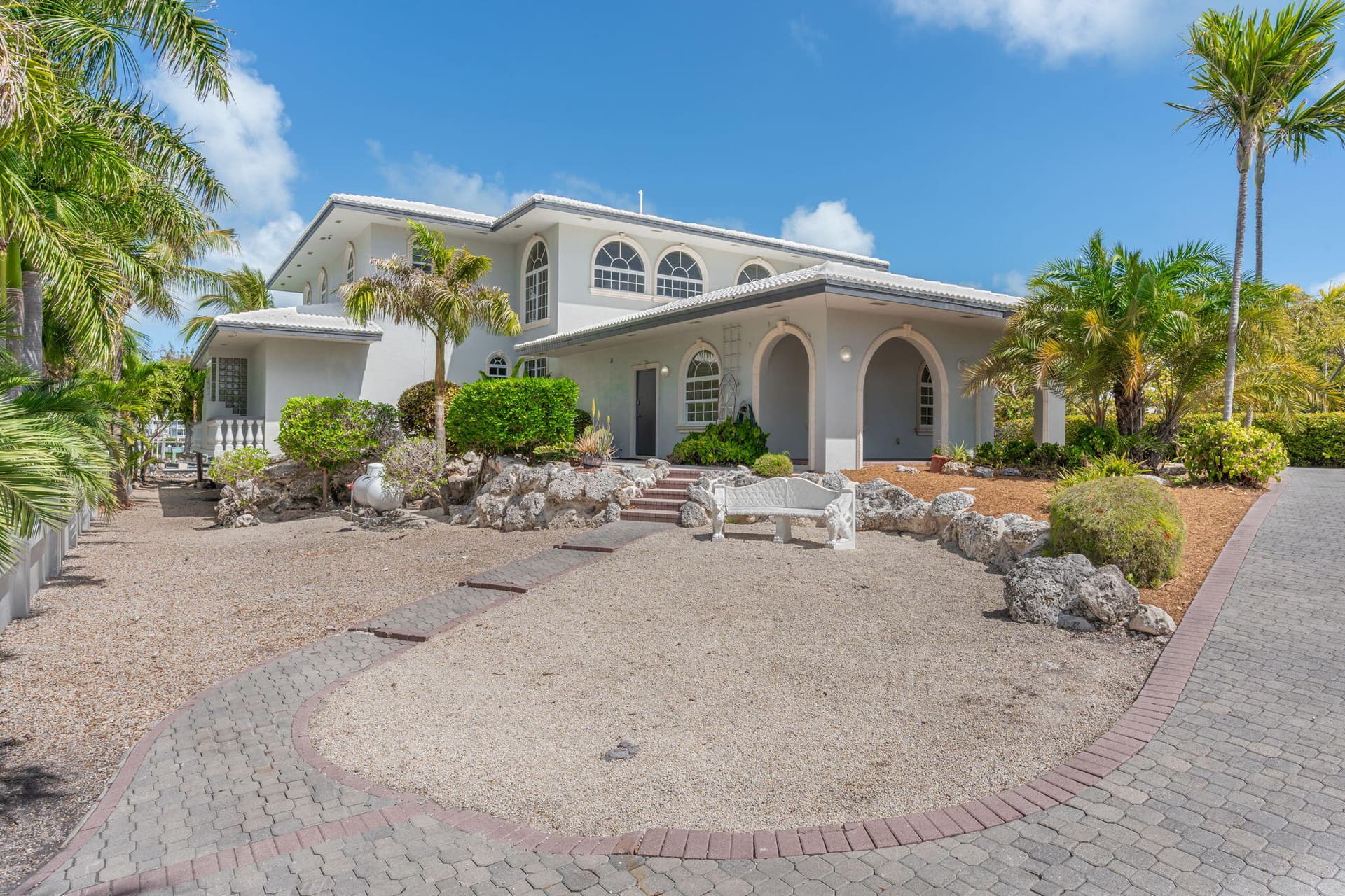 152 N Indies Drive photo 9