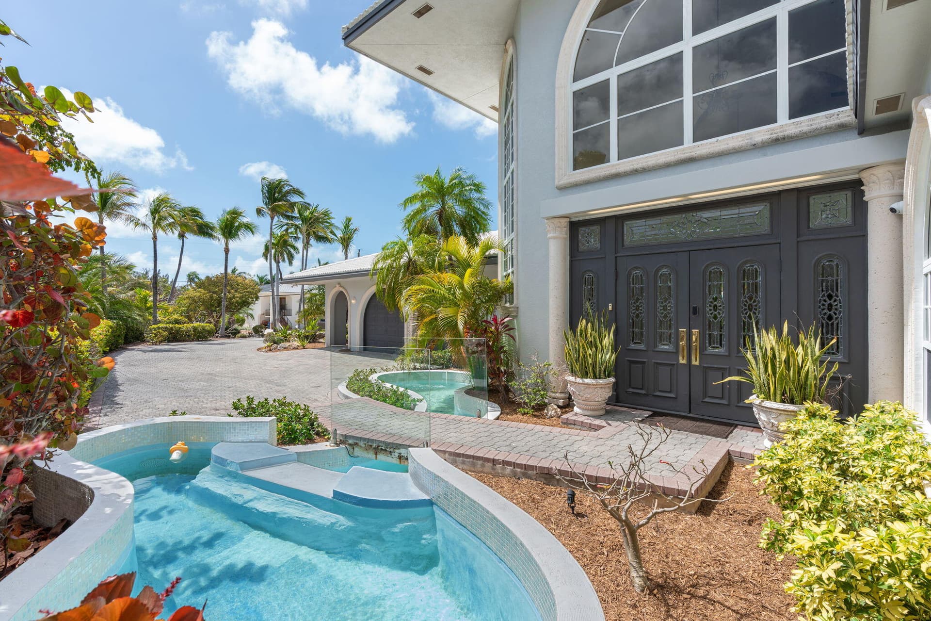 152 N Indies Drive photo 11
