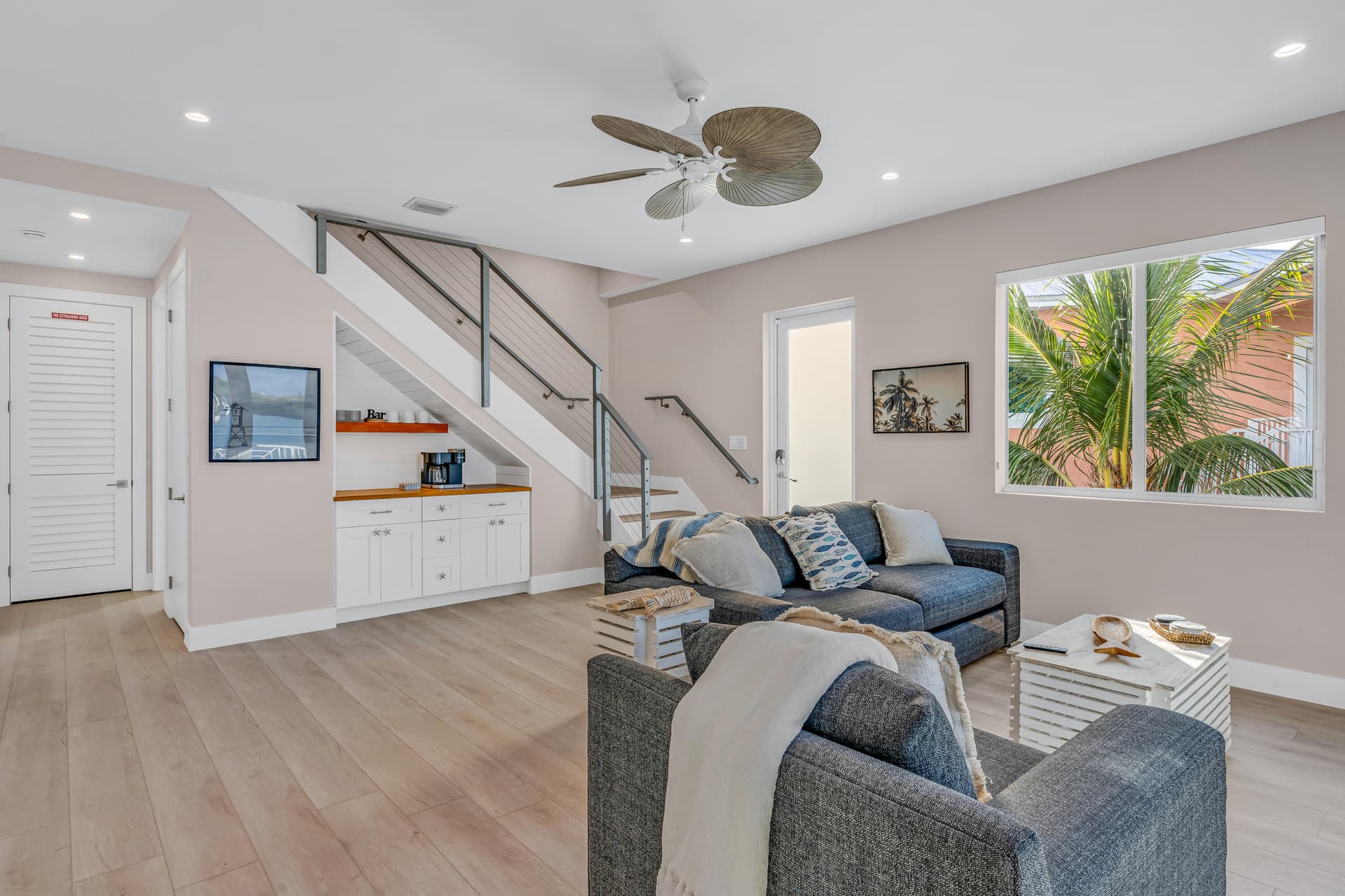 171 Avenue D photo 9
