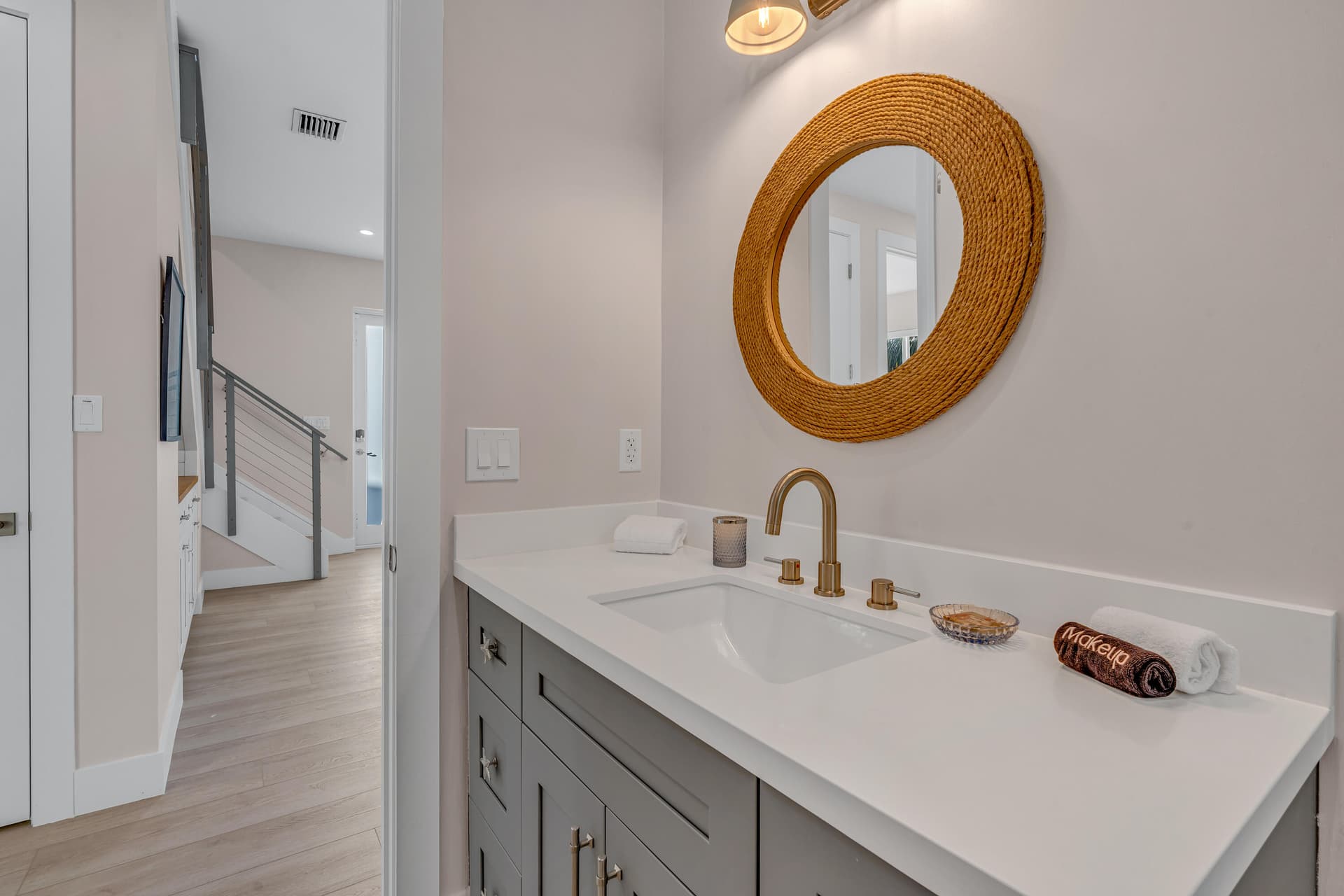 171 Avenue D photo 20