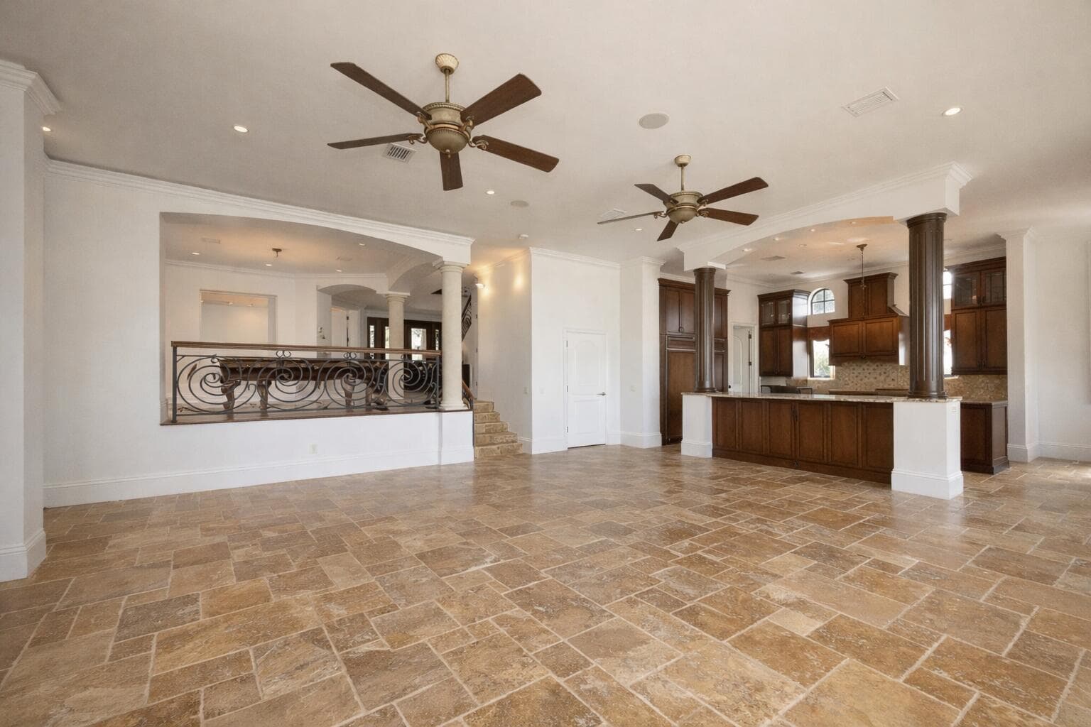 30 Cannon Royal Drive photo 14