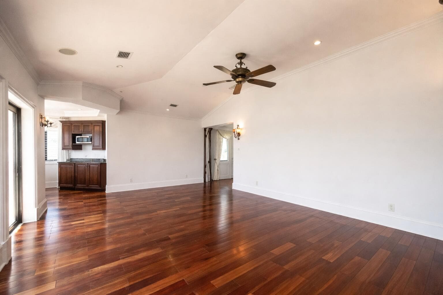 30 Cannon Royal Drive photo 24