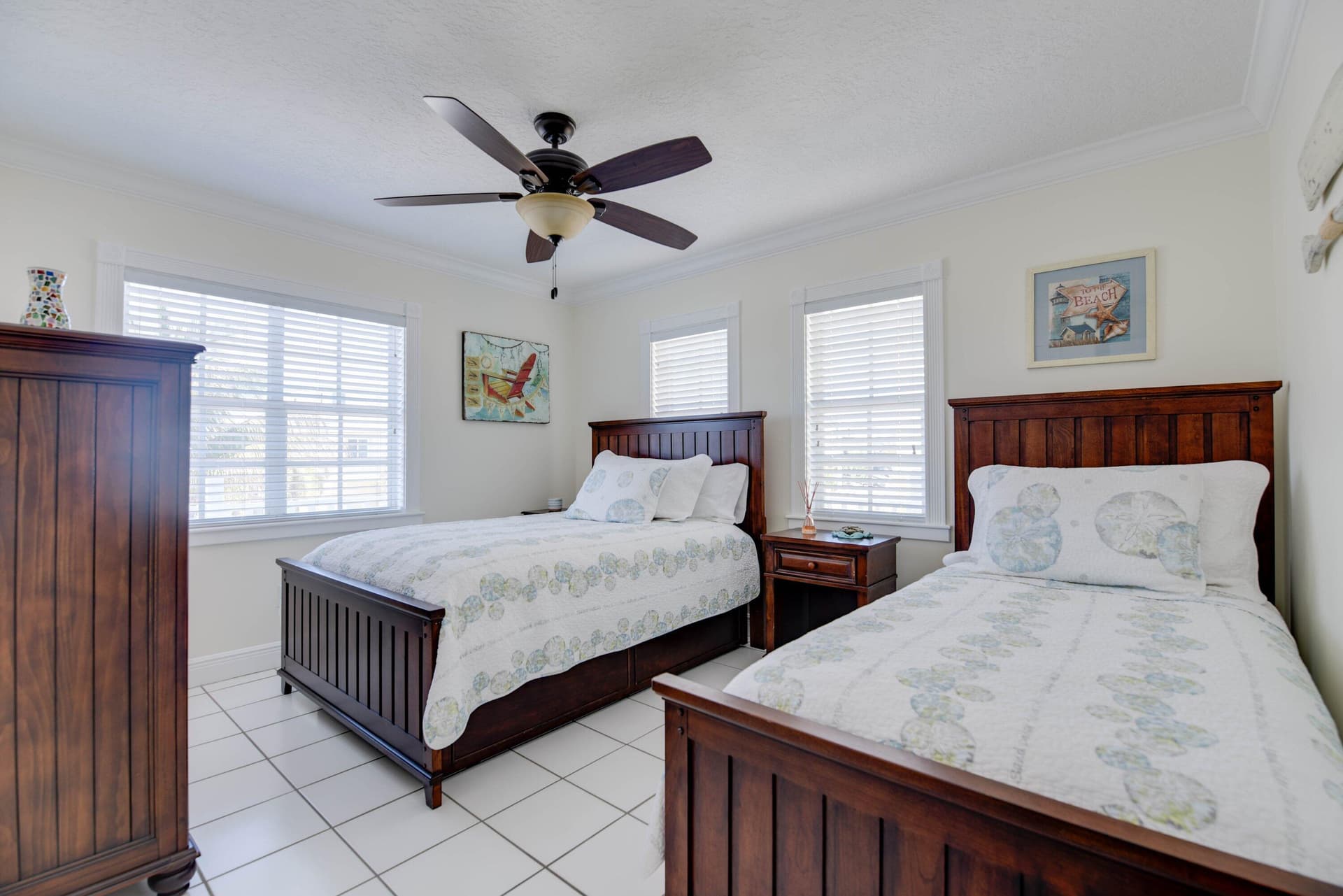 667 E Caribbean Drive photo 18