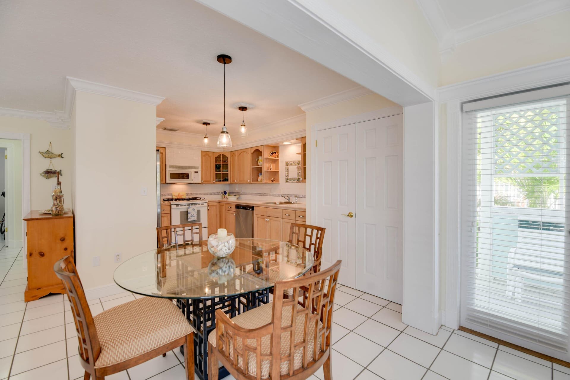 667 E Caribbean Drive photo 13