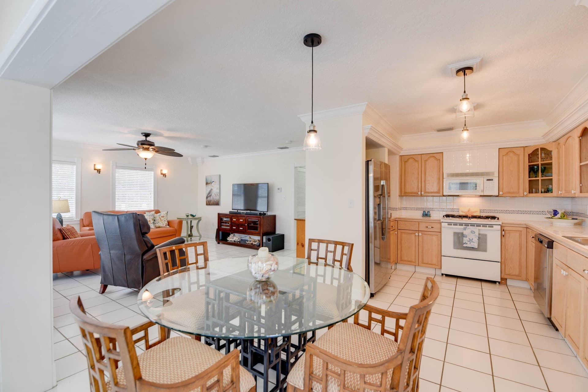 667 E Caribbean Drive photo 12