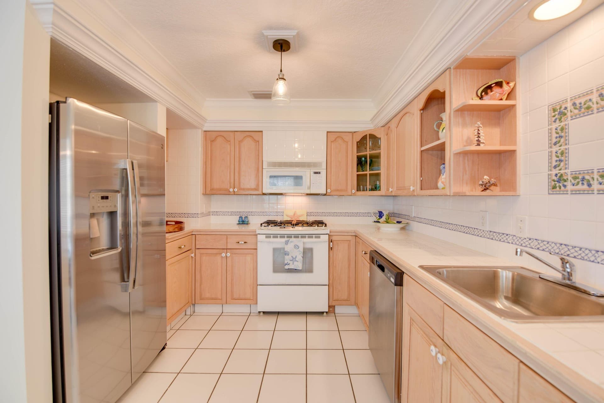 667 E Caribbean Drive photo 14