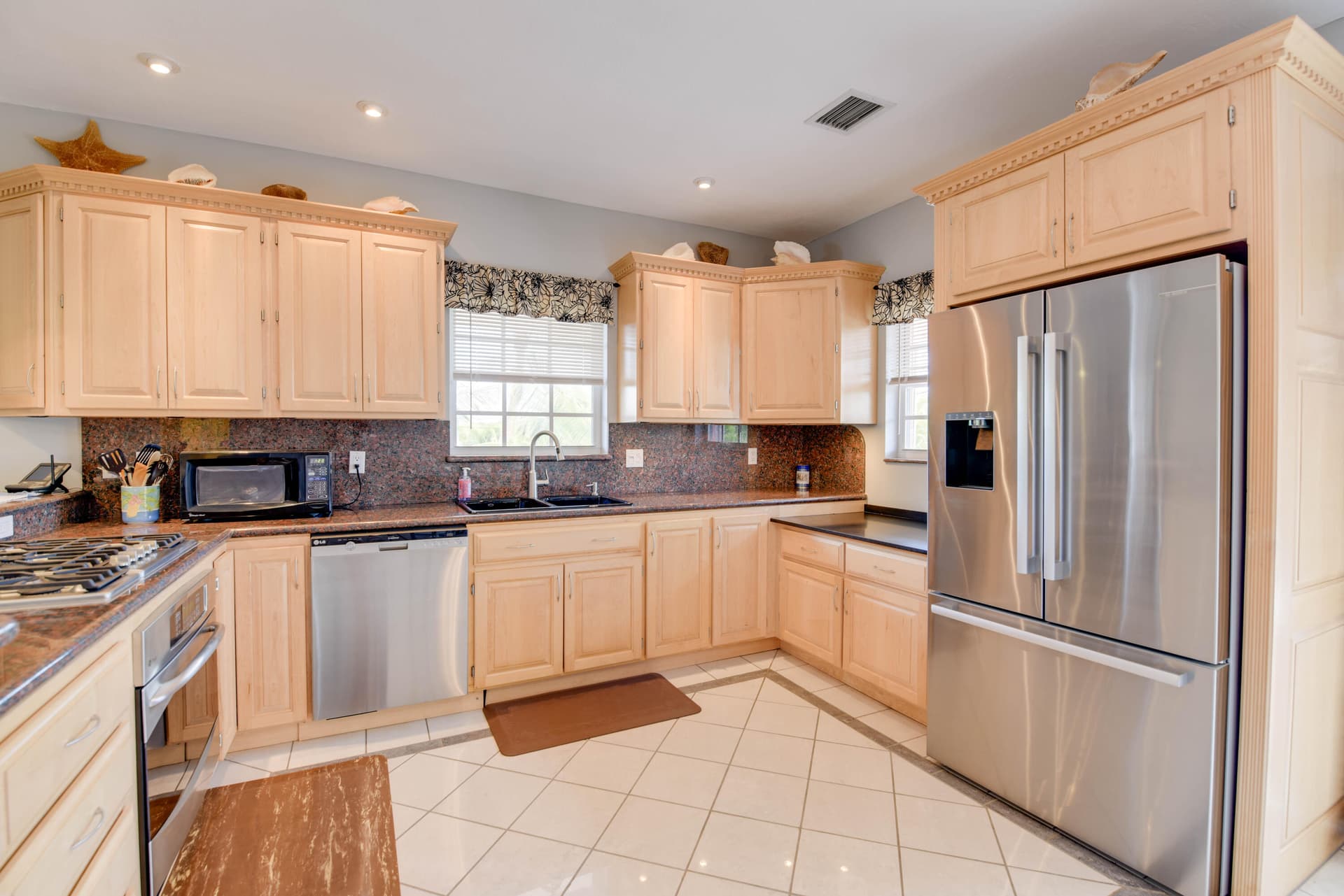 29635 Saratoga Avenue photo 9