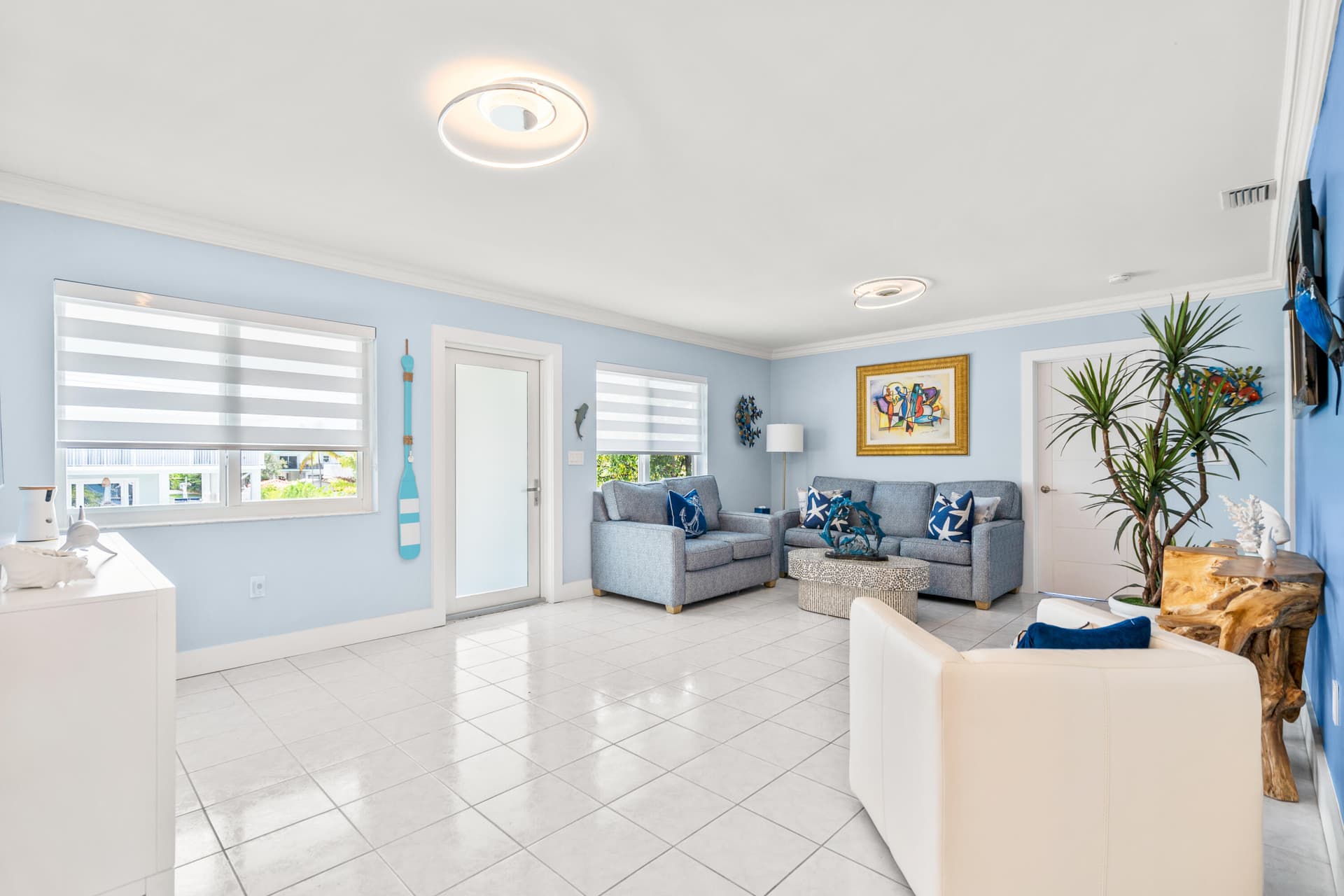 130 Lorelane Place photo 7