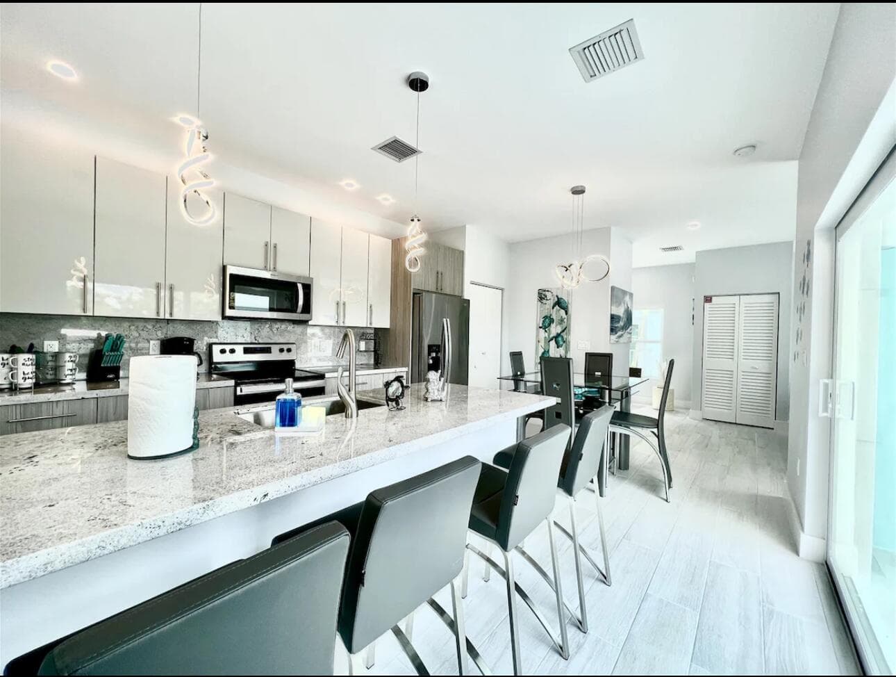 1021 82nd Street photo 8