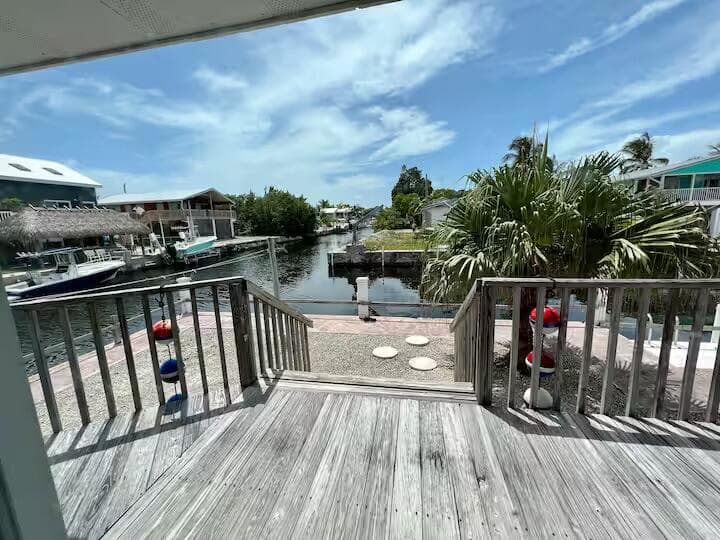 1540 Lantana Lane photo 3