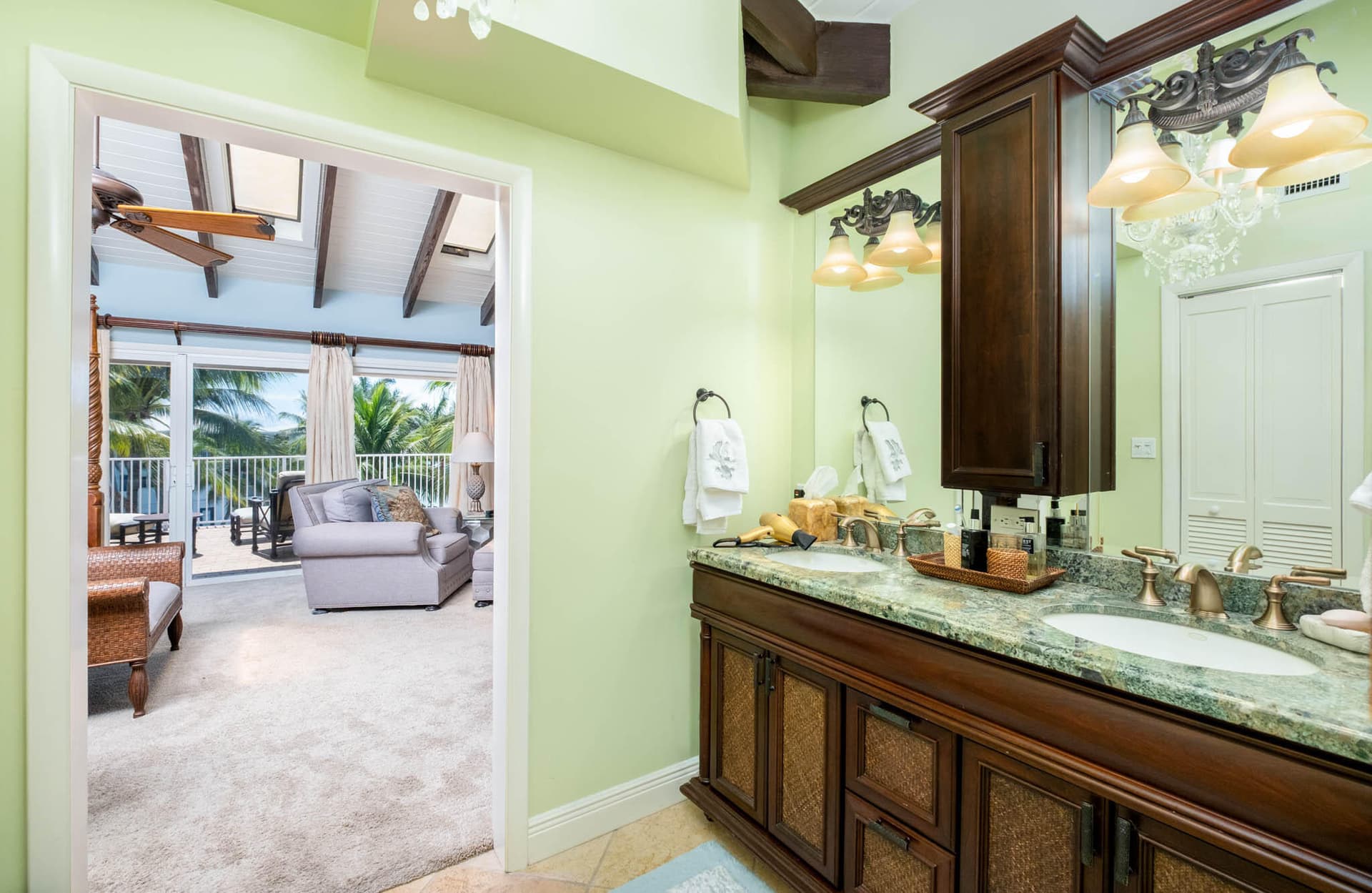 131 Bayview Isle Drive photo 25