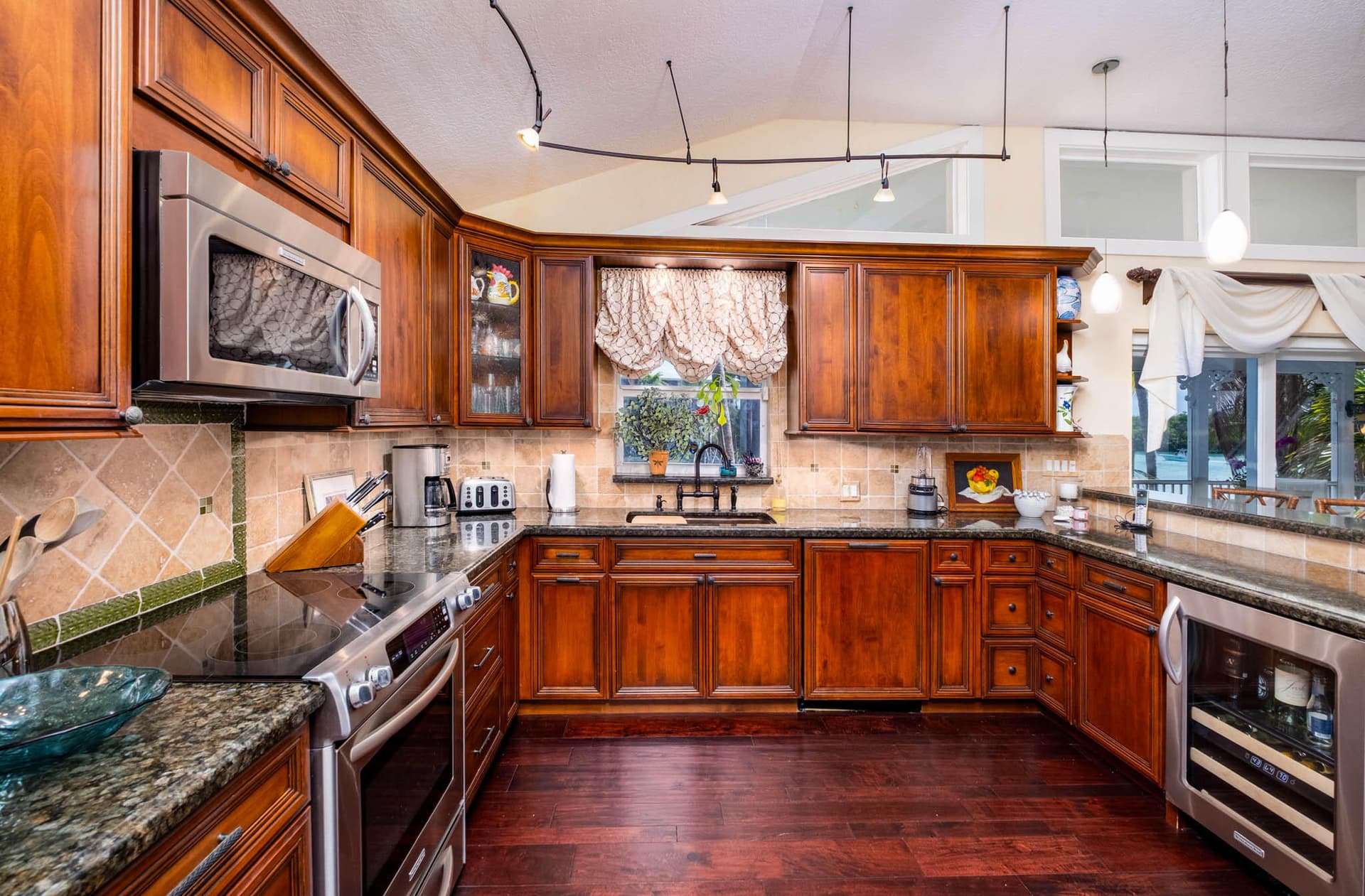 131 Bayview Isle Drive photo 16