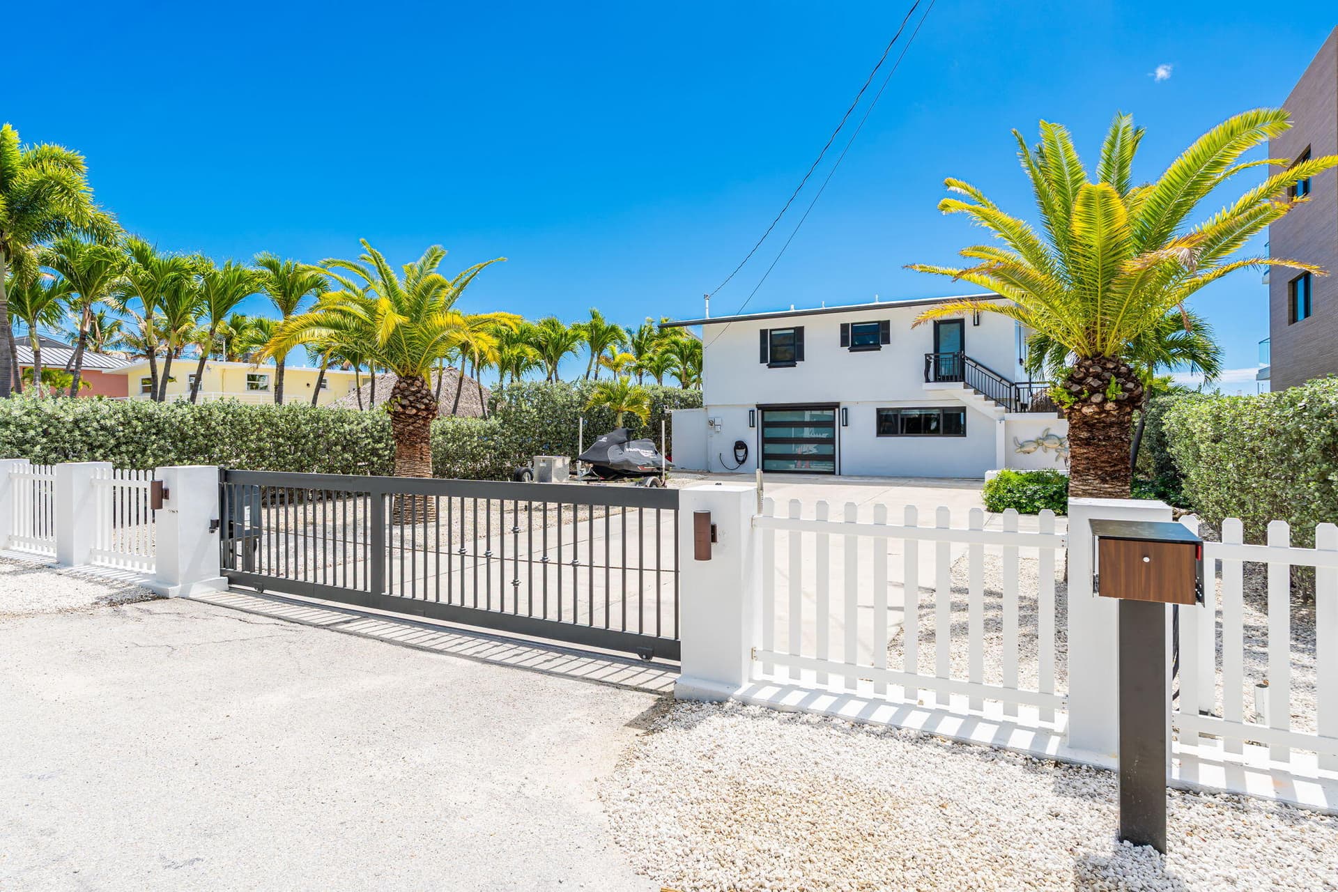 626 Island Drive photo 6