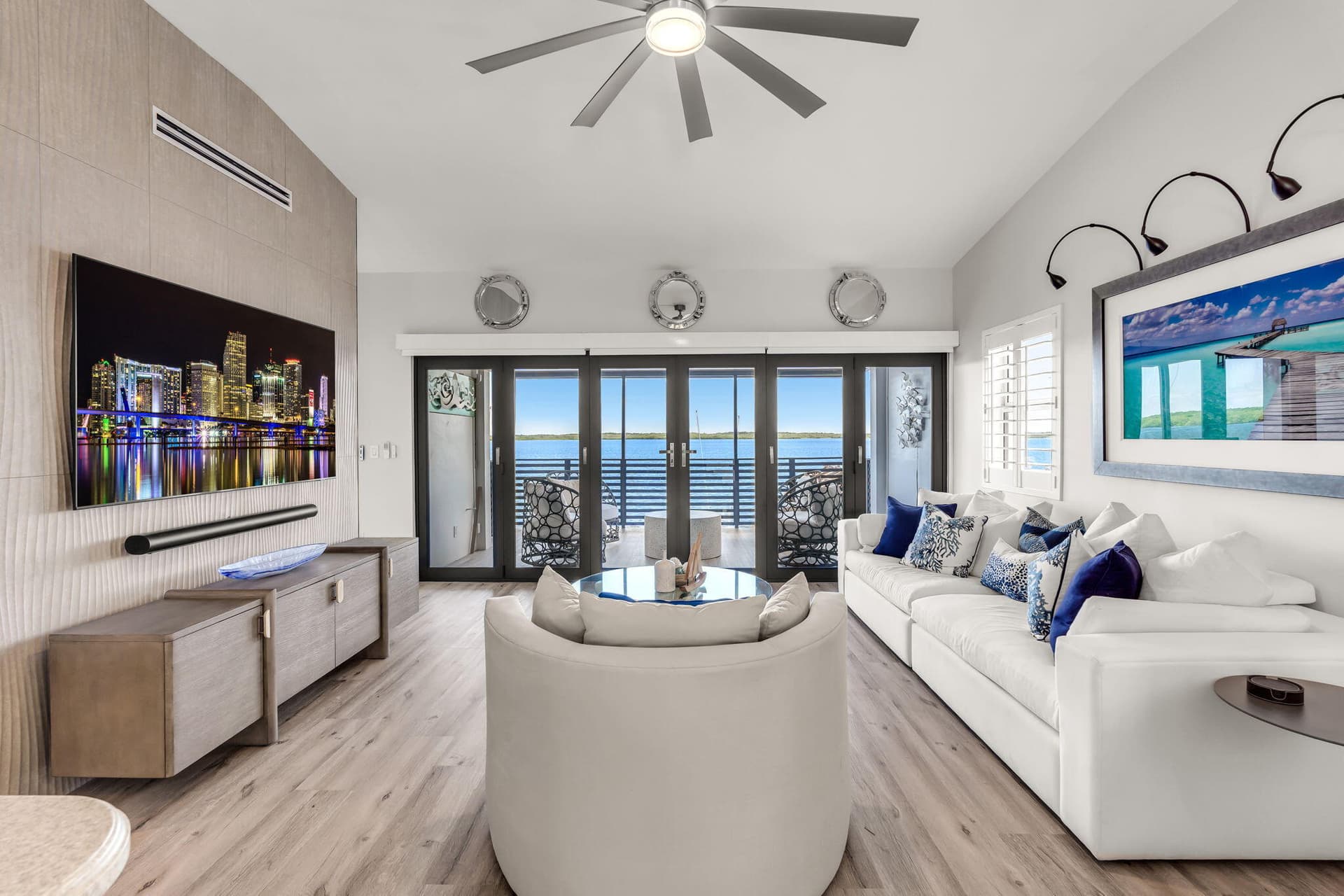 626 Island Drive photo 10
