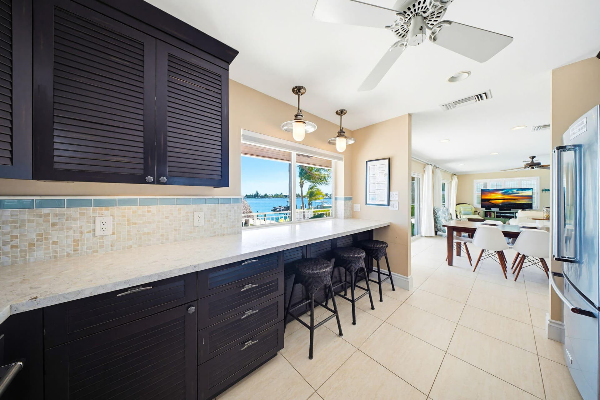 425 Harbour Drive photo 12