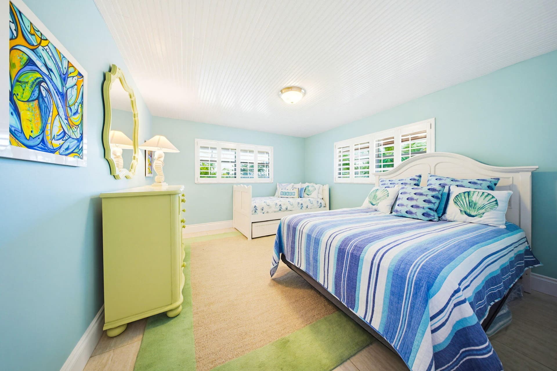 425 Harbour Drive photo 18