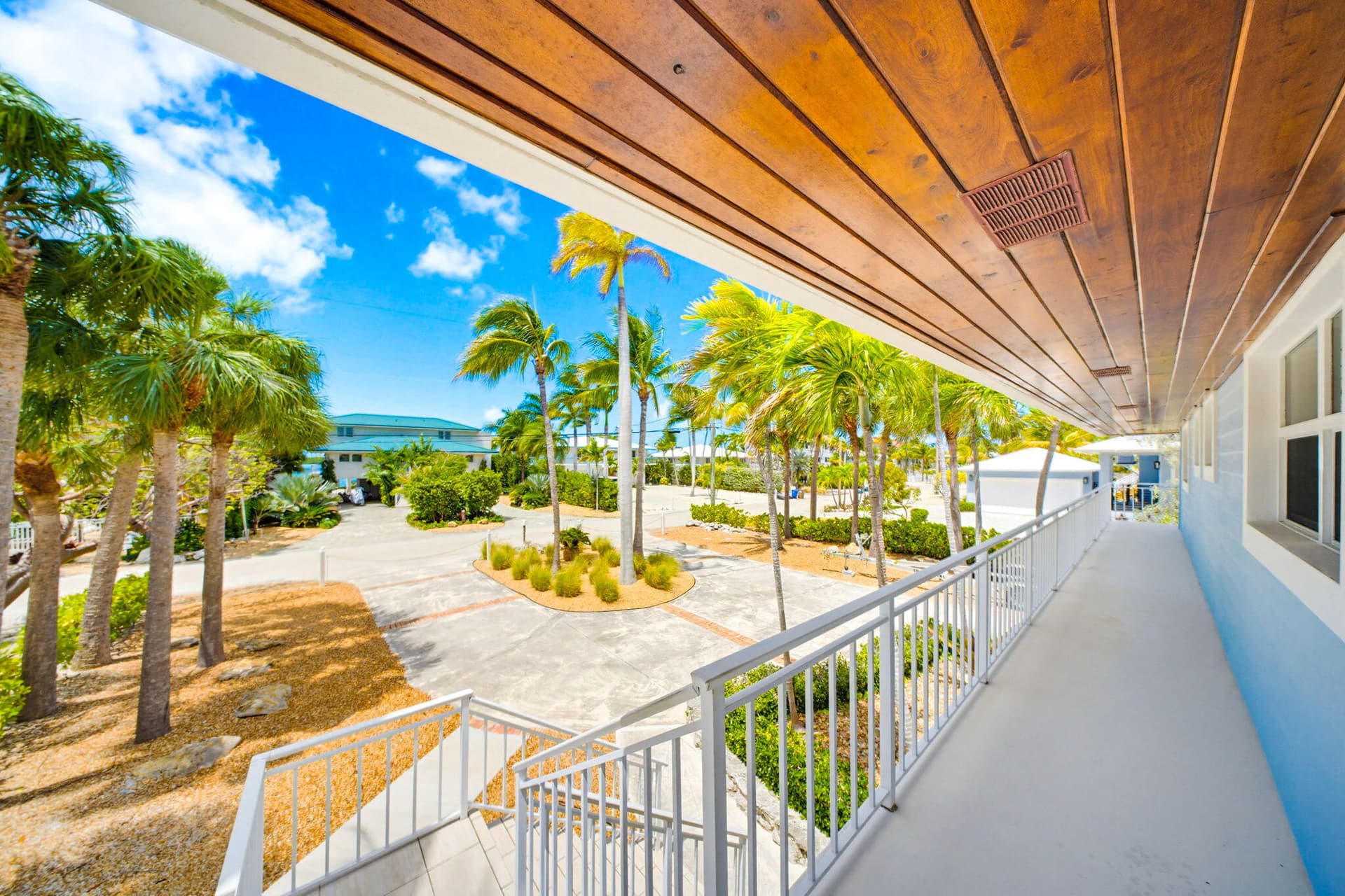 425 Harbour Drive photo 23