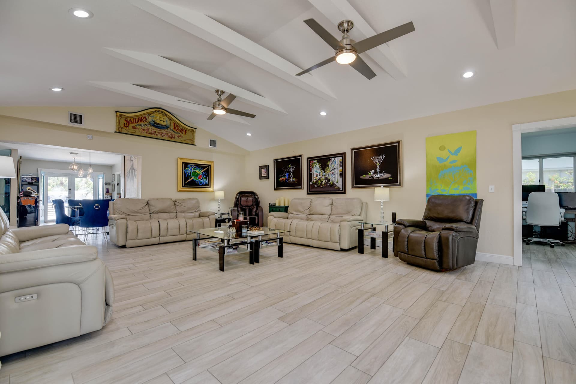 3034 Riviera Drive photo 19