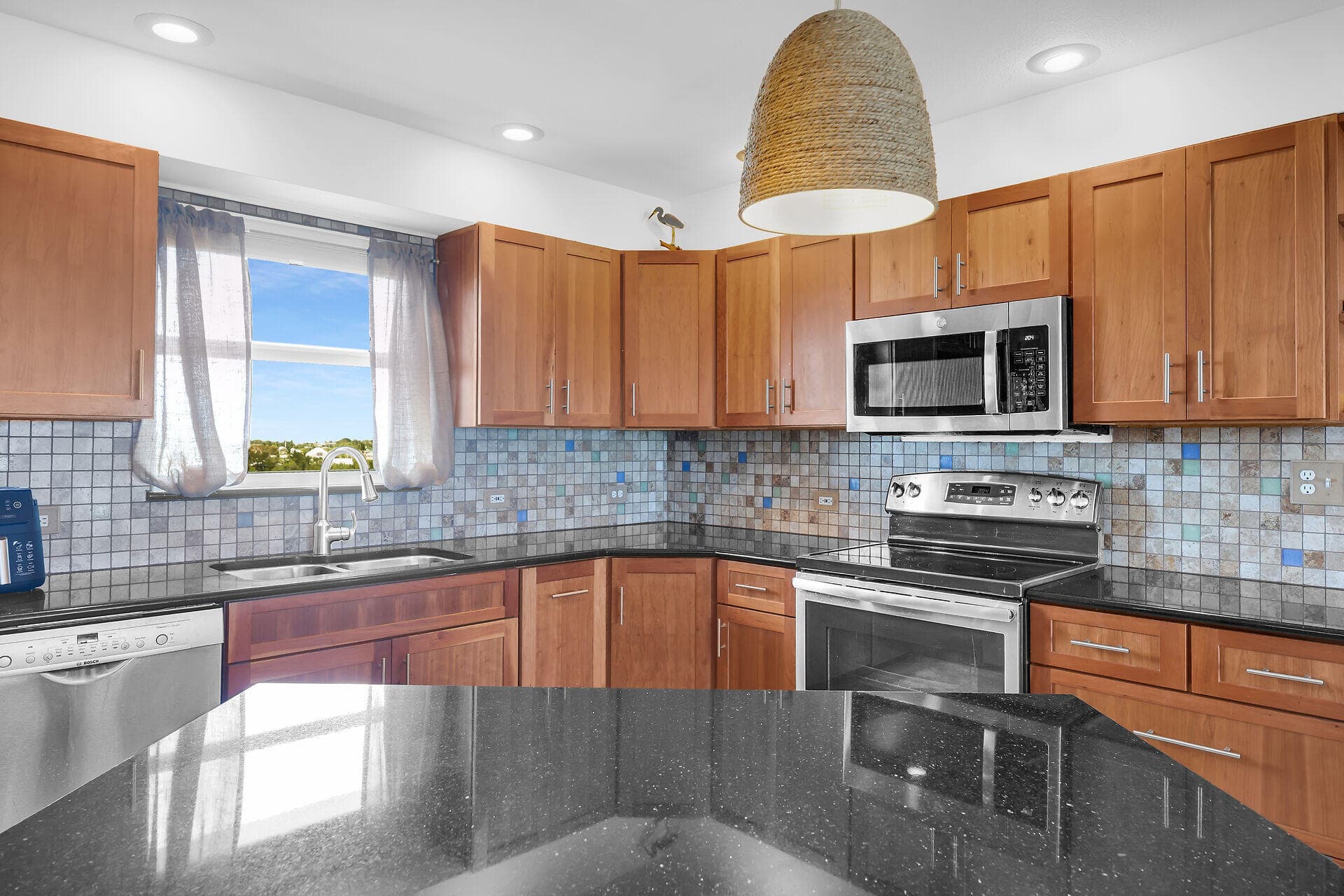 200 Wrenn Street 606 photo 11