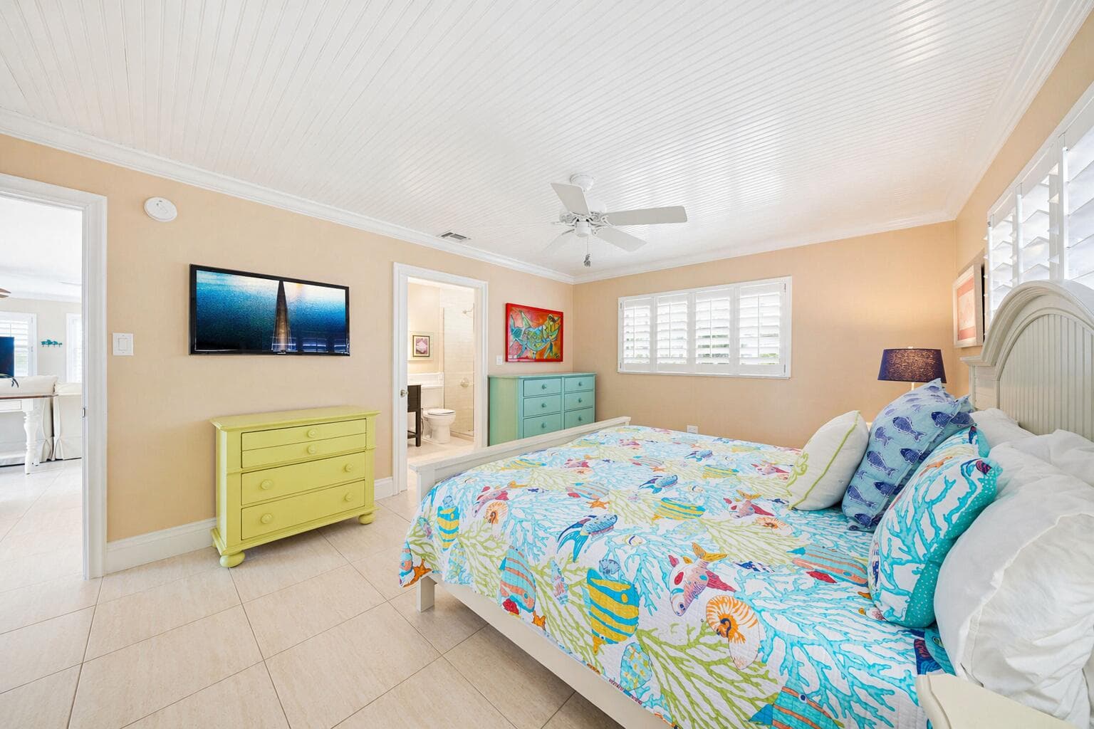 425 Harbour Drive photo 15