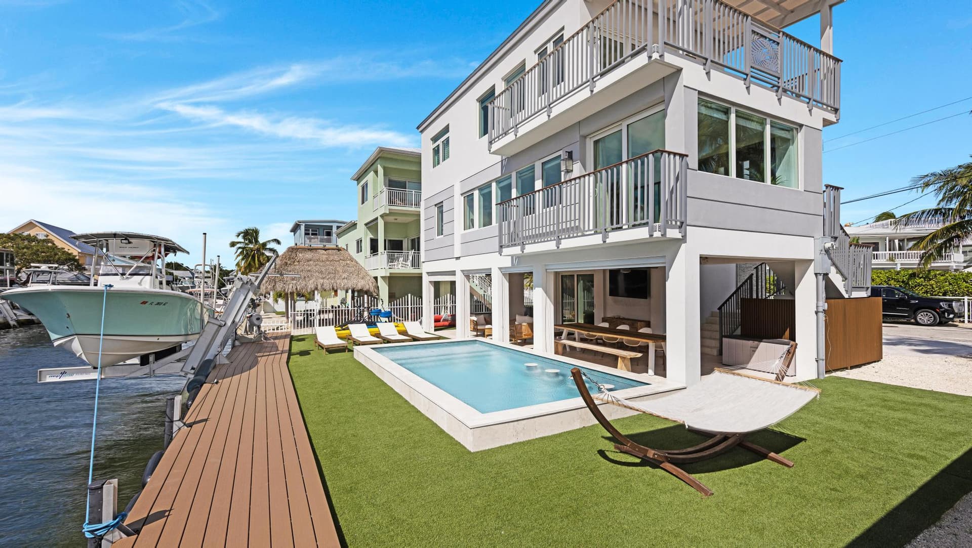 704 Grouper Lane photo 1