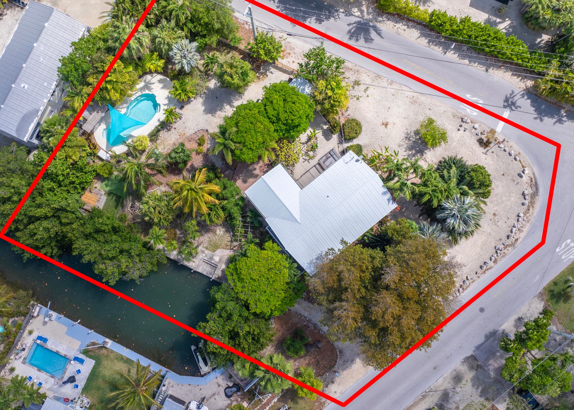 22777 Jolly Roger Drive photo 3