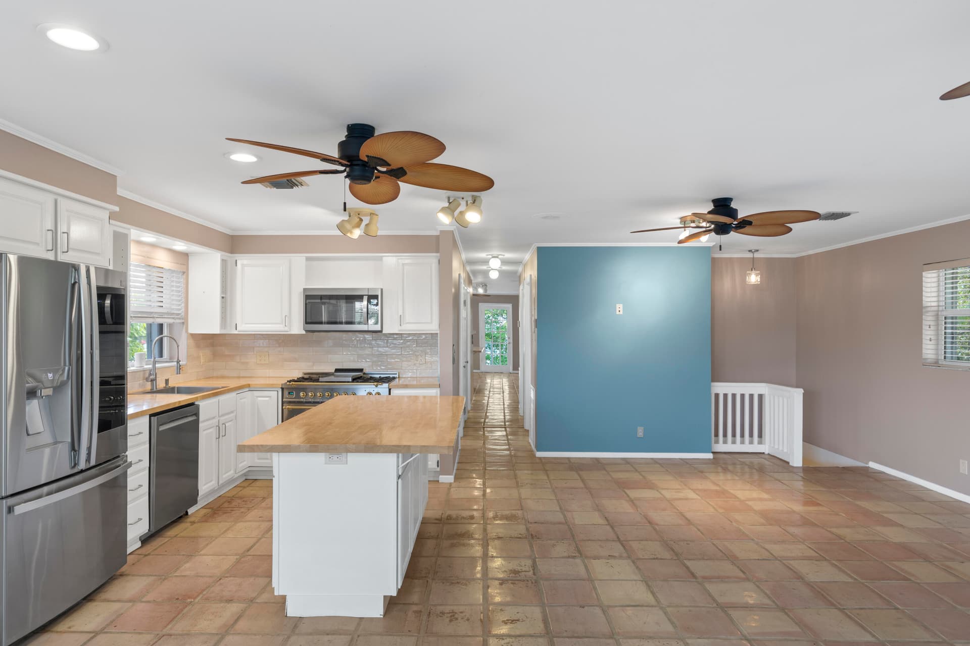 22777 Jolly Roger Drive photo 6