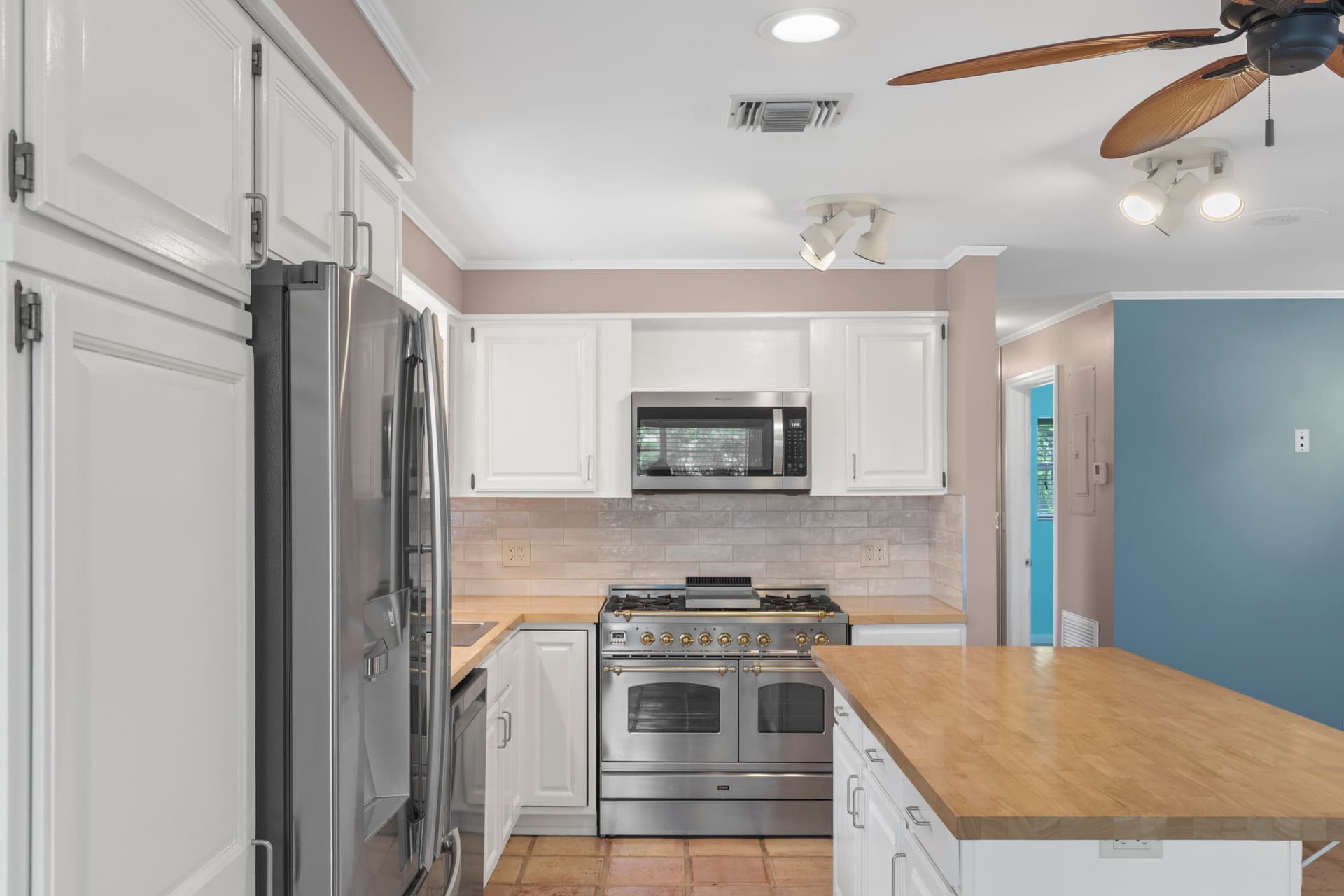 22777 Jolly Roger Drive photo 10