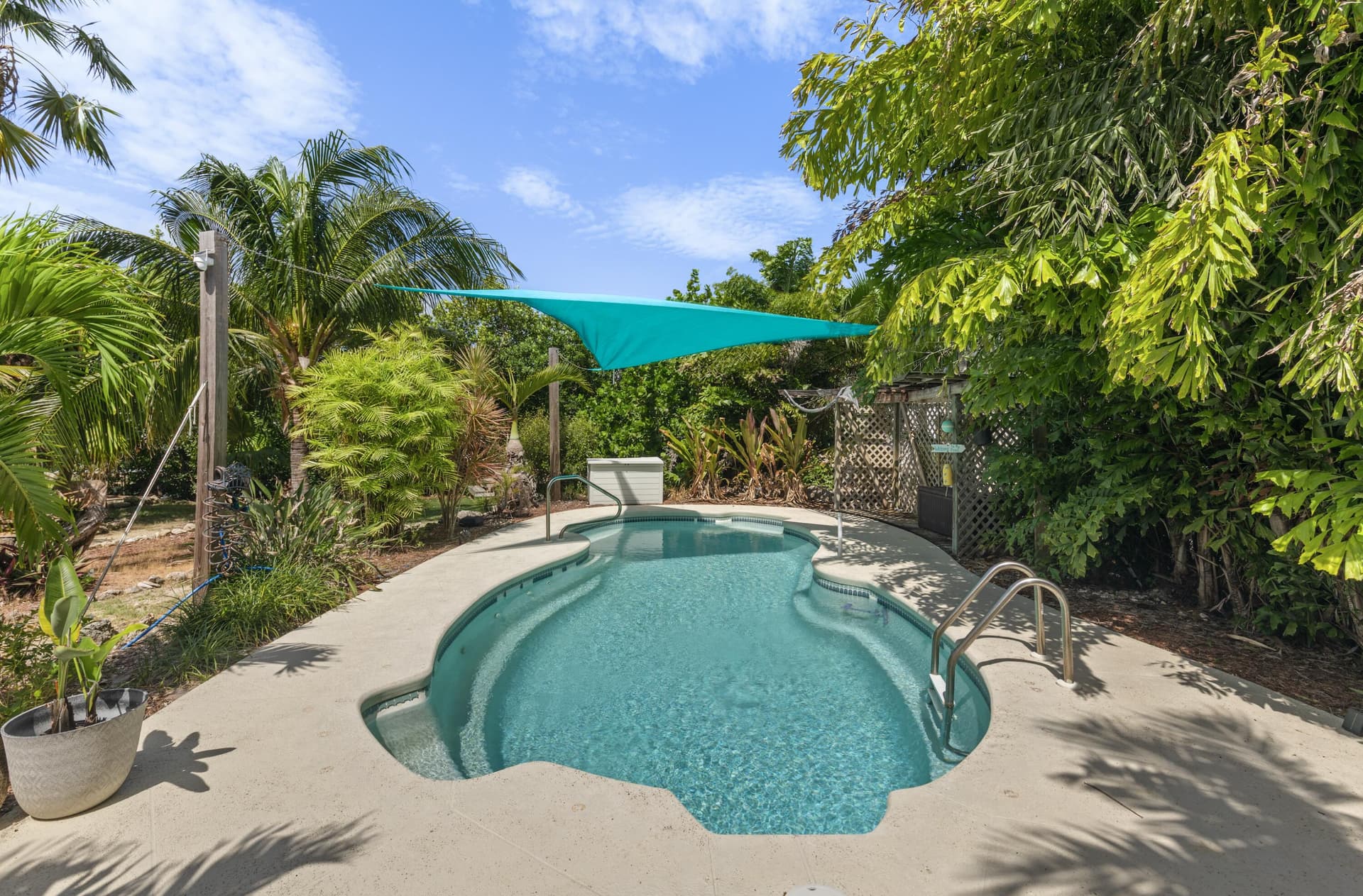 22777 Jolly Roger Drive photo 4