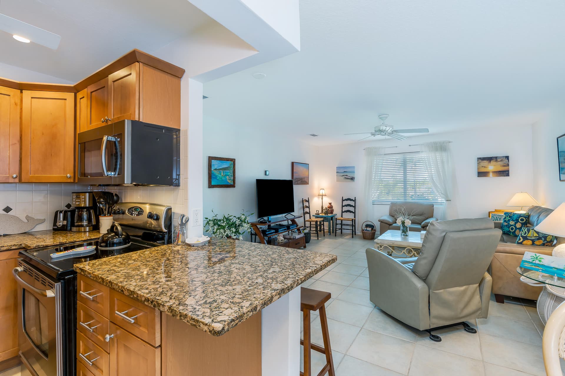1101 W Ocean Drive 24 photo 2