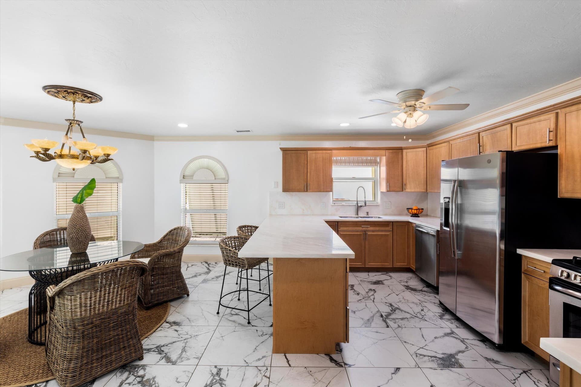 21025 3rd Avenue photo 11