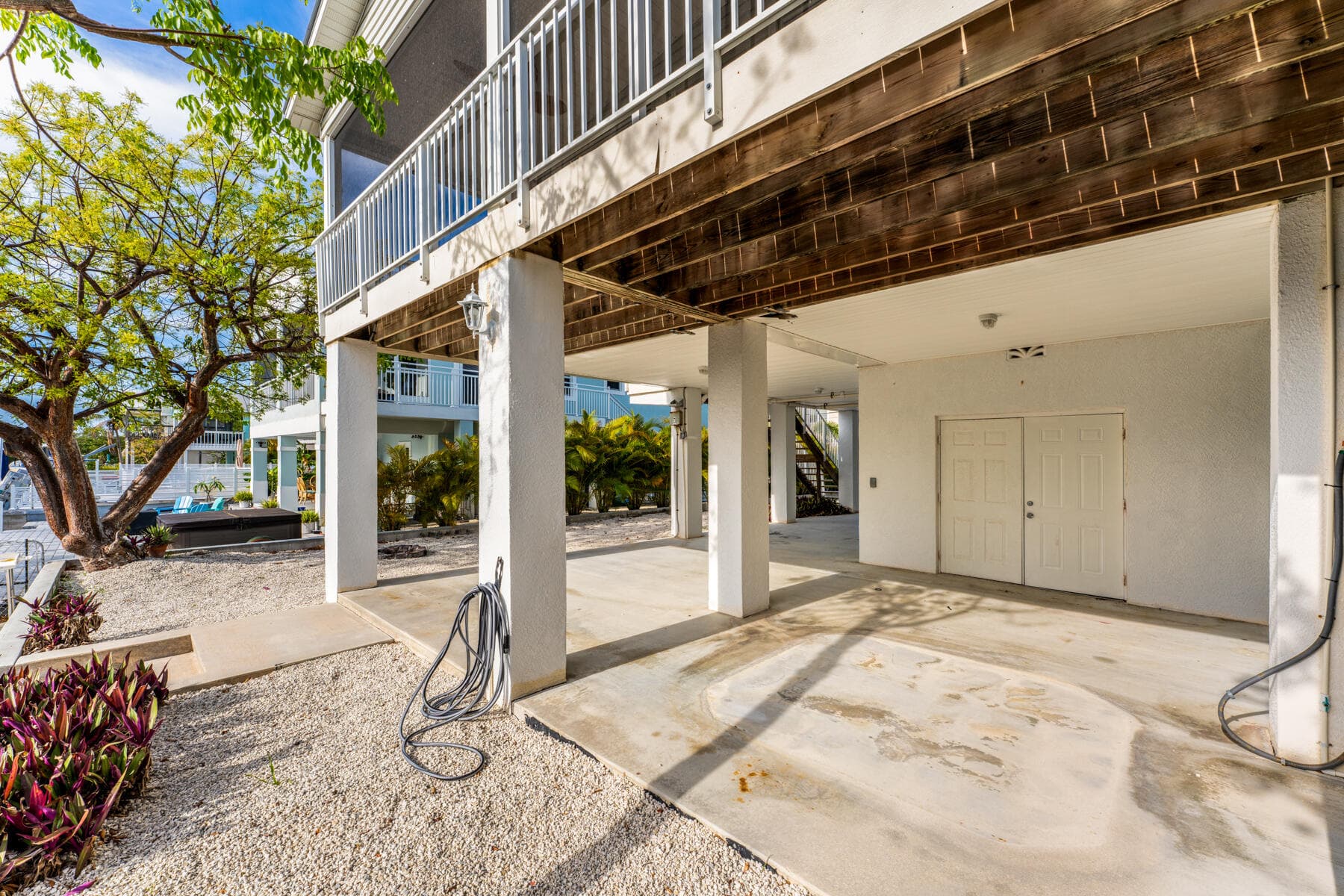 113 Snapper Creek Drive photo 21