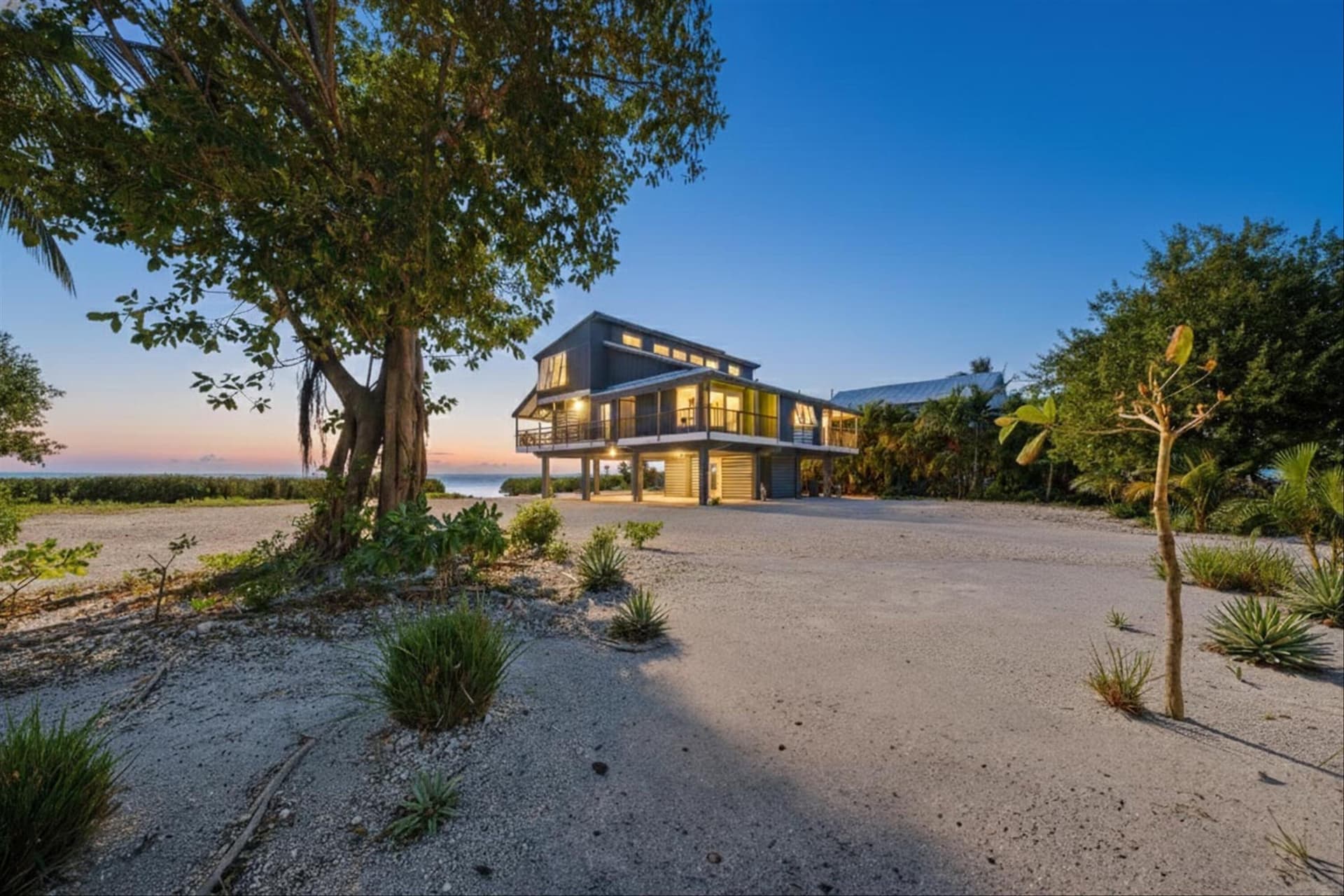 22542 Jolly Roger Dr photo 13