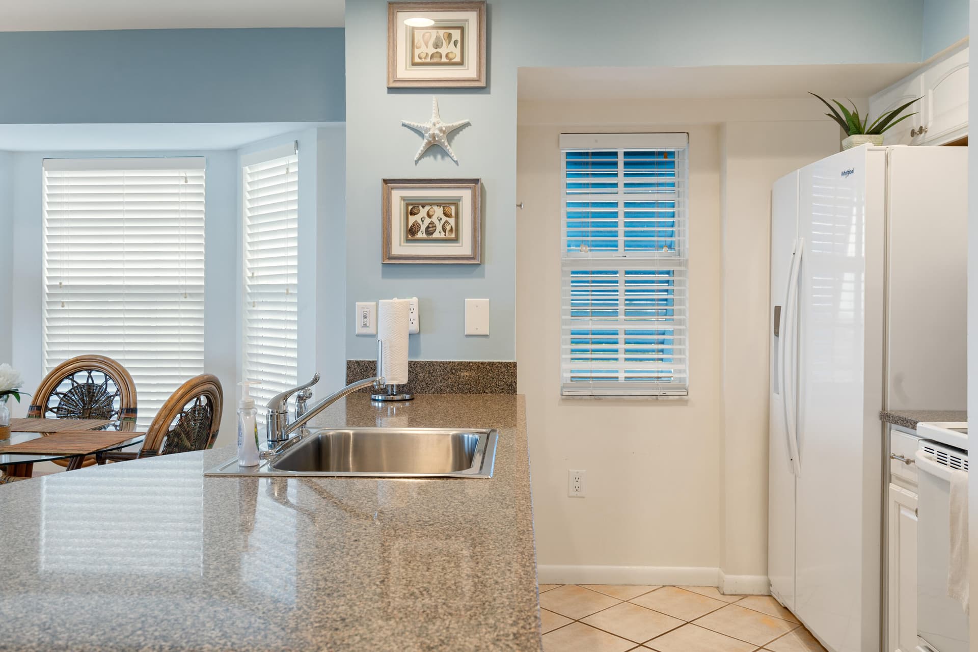 500 Burton Drive 4416 photo 4