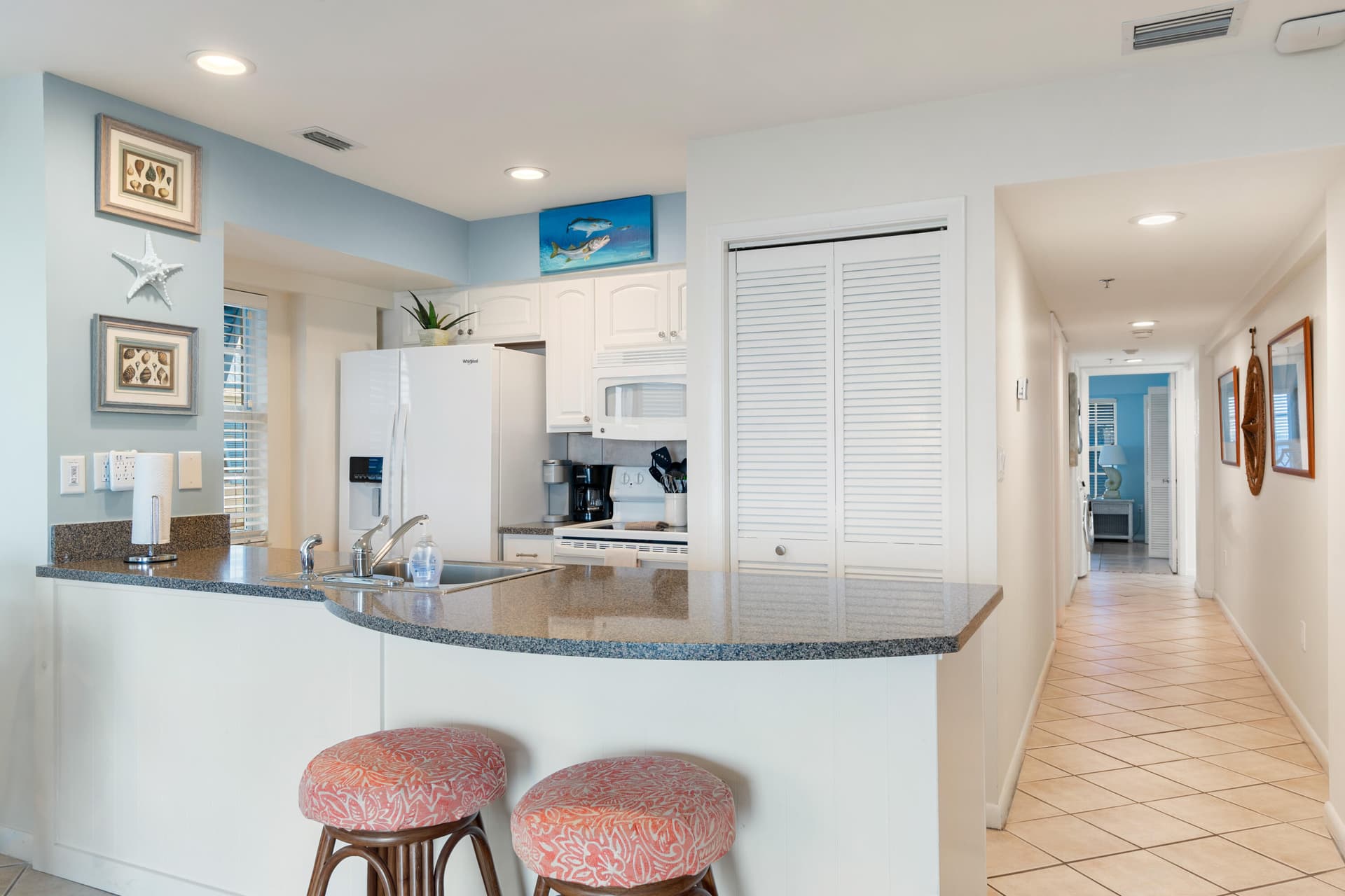 500 Burton Drive 4416 photo 16