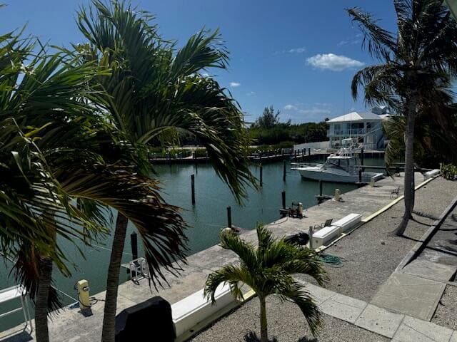 105 Avenue D 110 photo 20