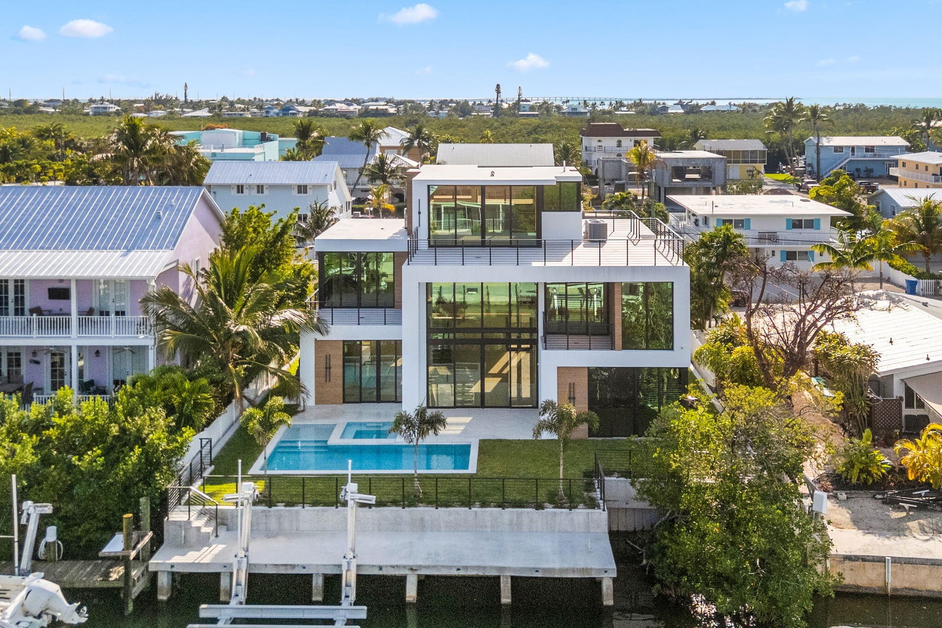 181 Nautilus Drive photo 1