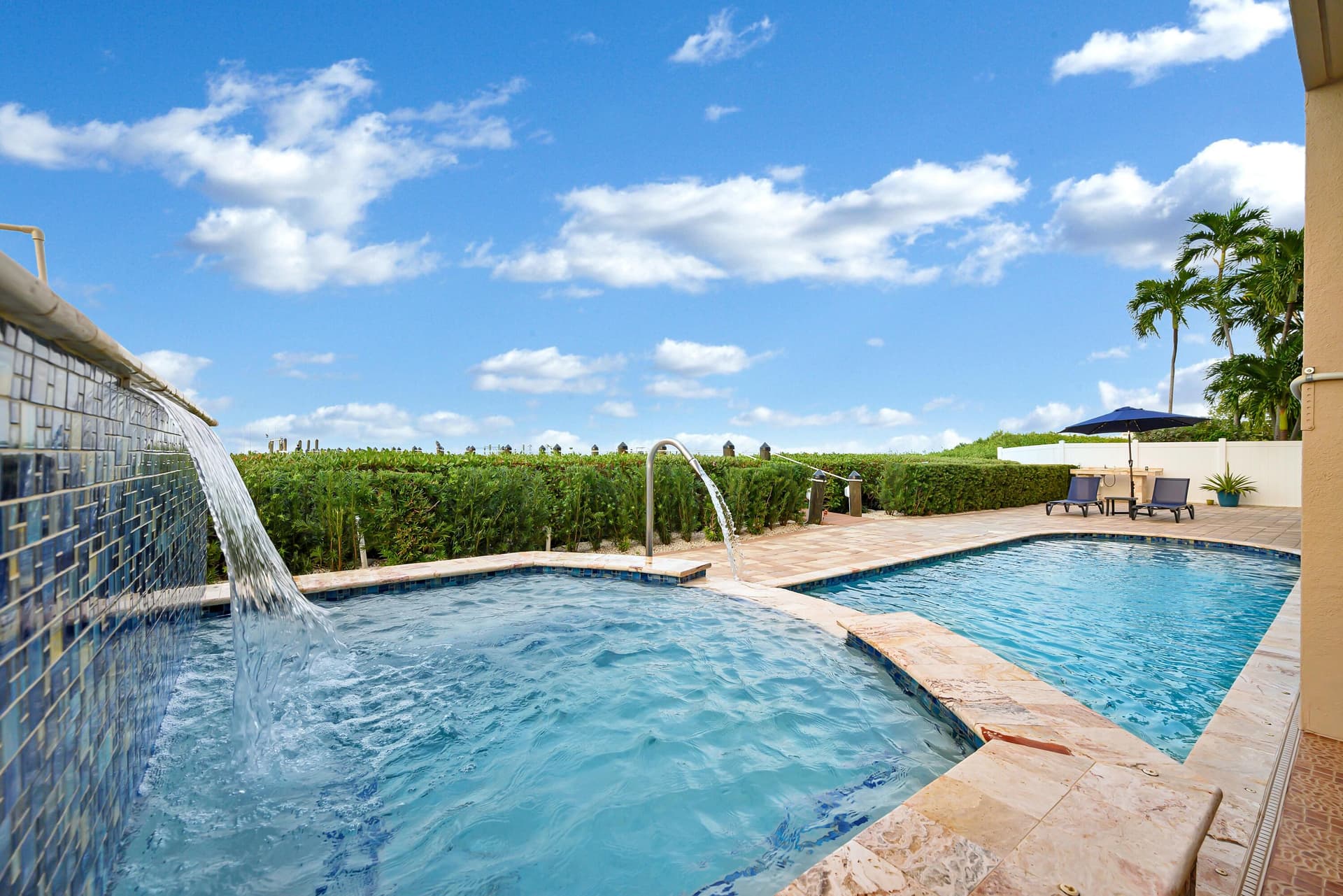 112 N Bounty Ln photo 6