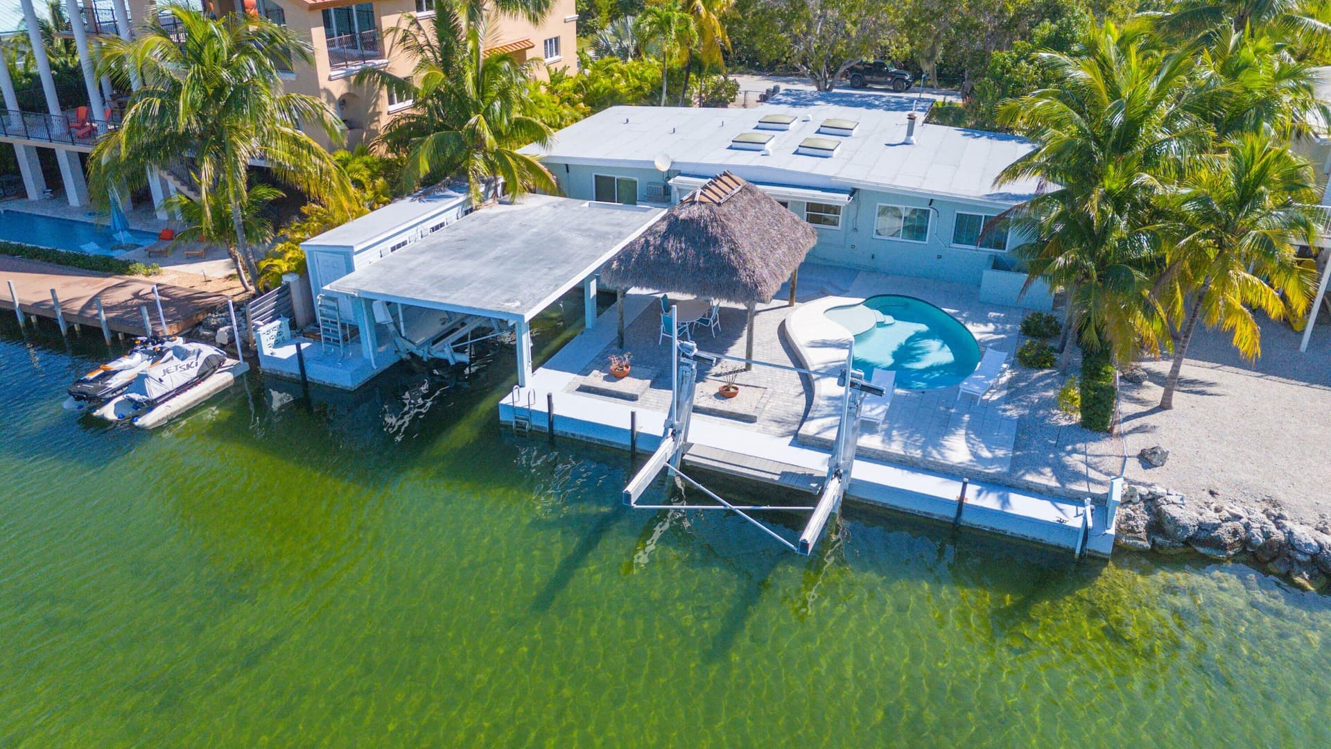 1136 W Shore Drive photo 2