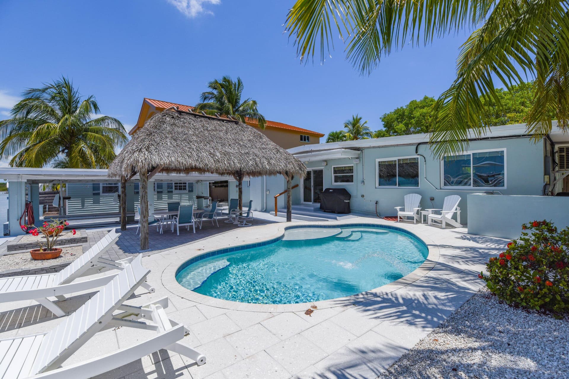 1136 W Shore Drive photo 15