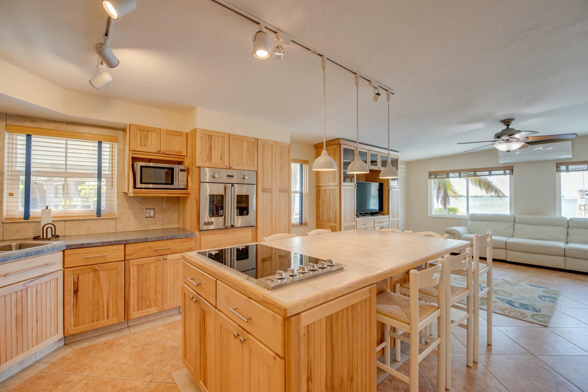 1136 W Shore Drive photo 22