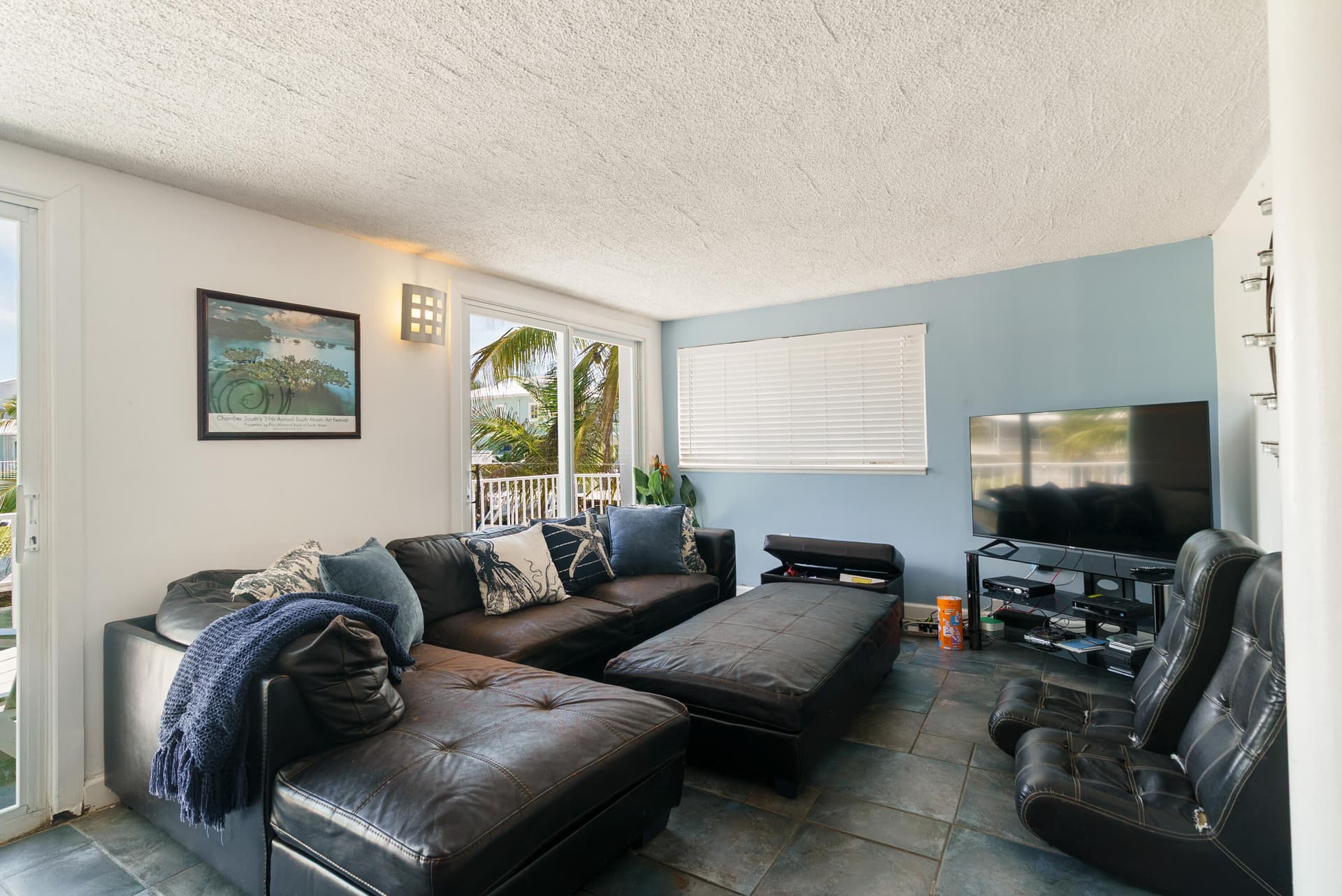 189 Ocean Drive photo 22