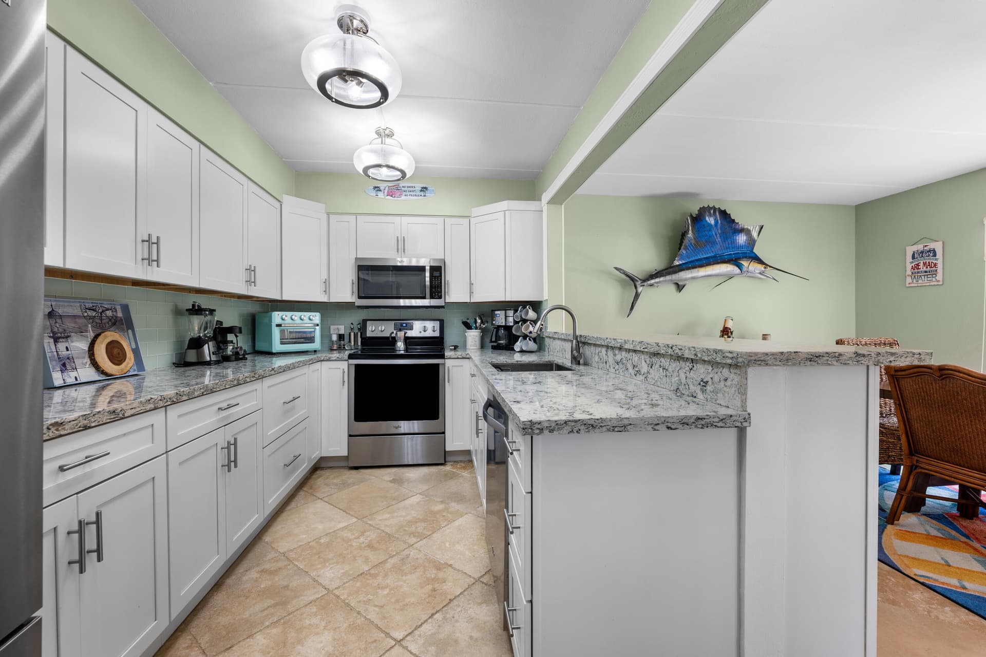 591 Sombrero Beach Road APT 1B photo 9