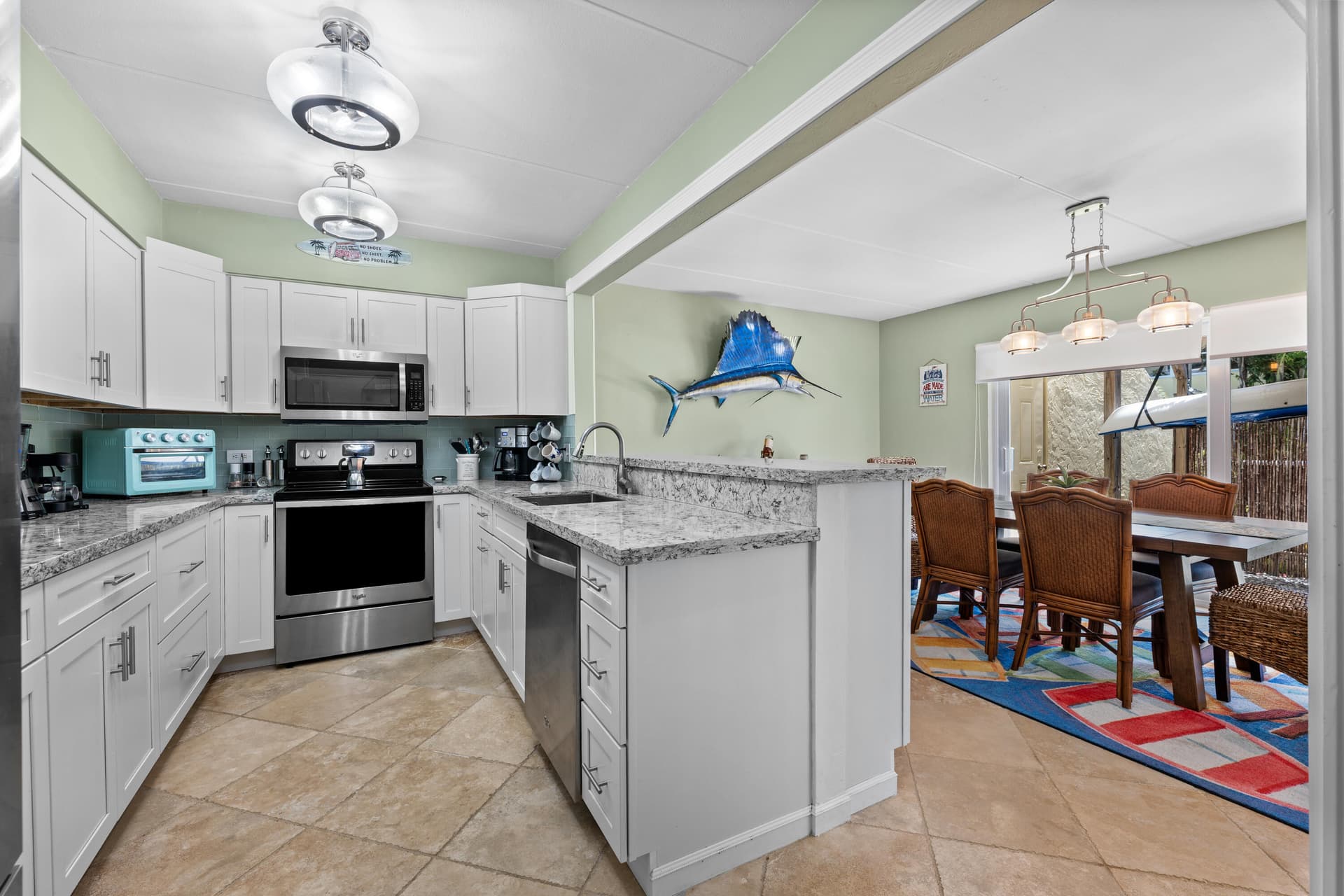 591 Sombrero Beach Road APT 1B photo 10