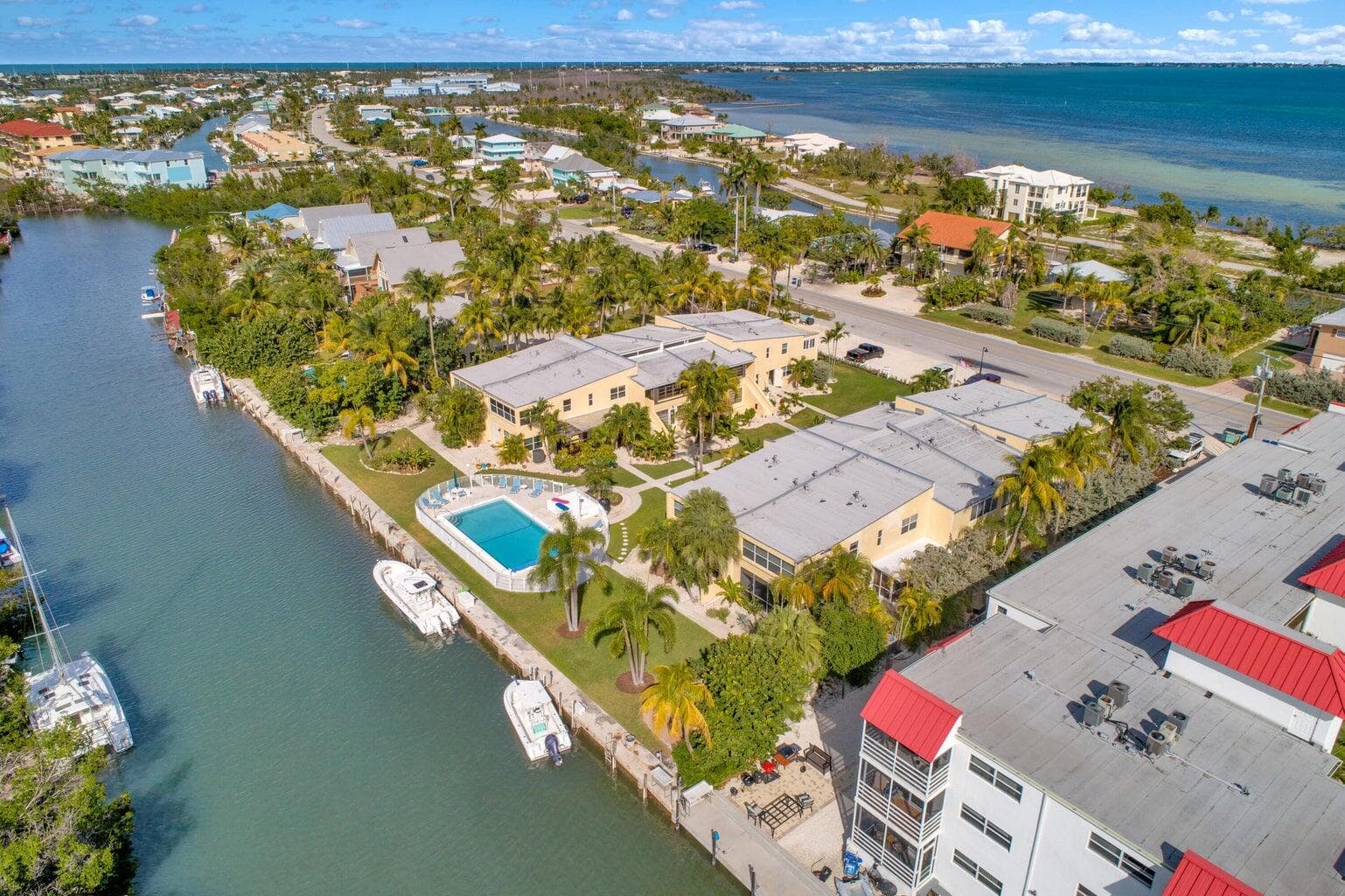 591 Sombrero Beach Road APT 1B photo 22